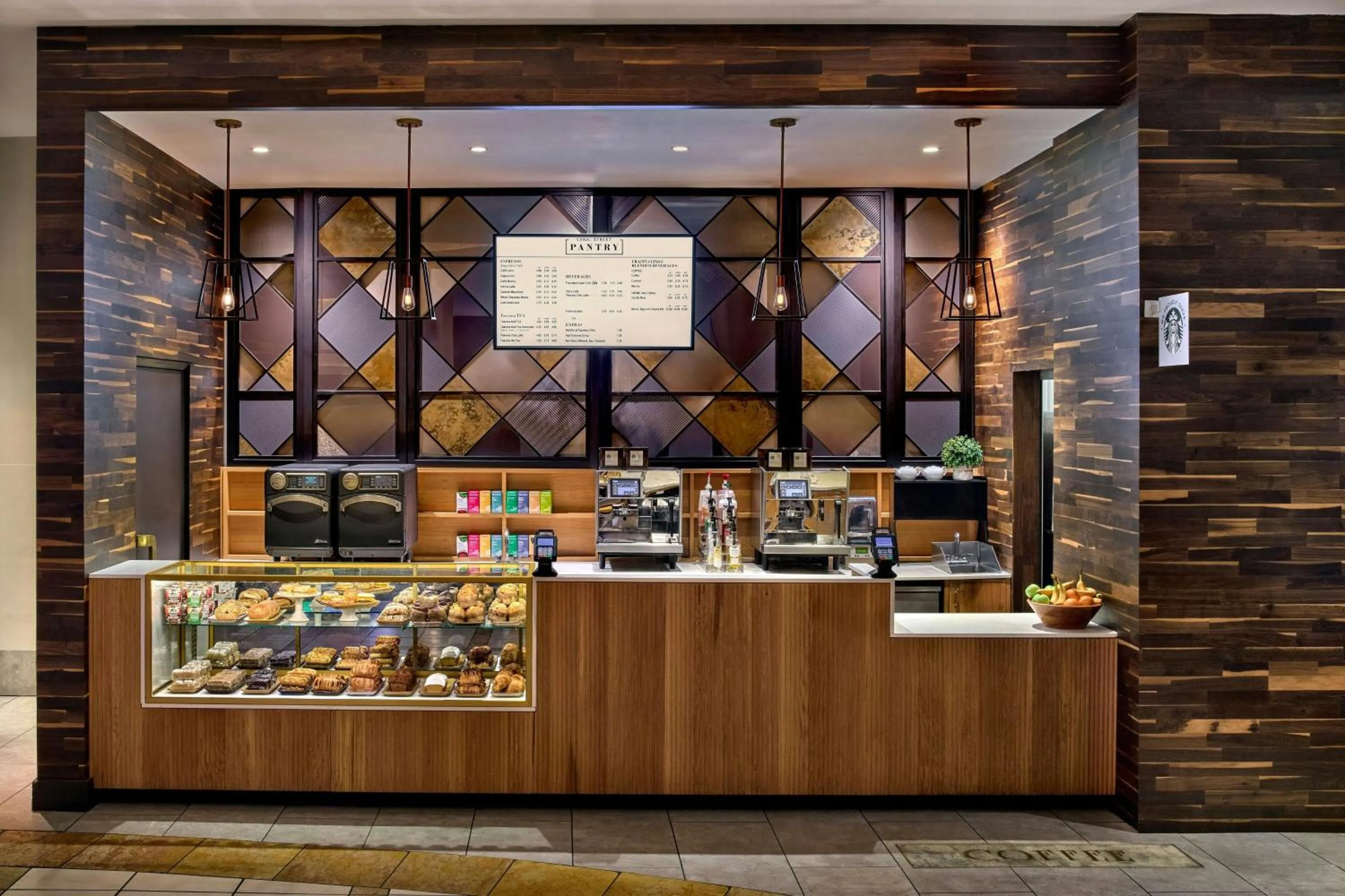 Restaurant/places to eat in New Orleans Marriott