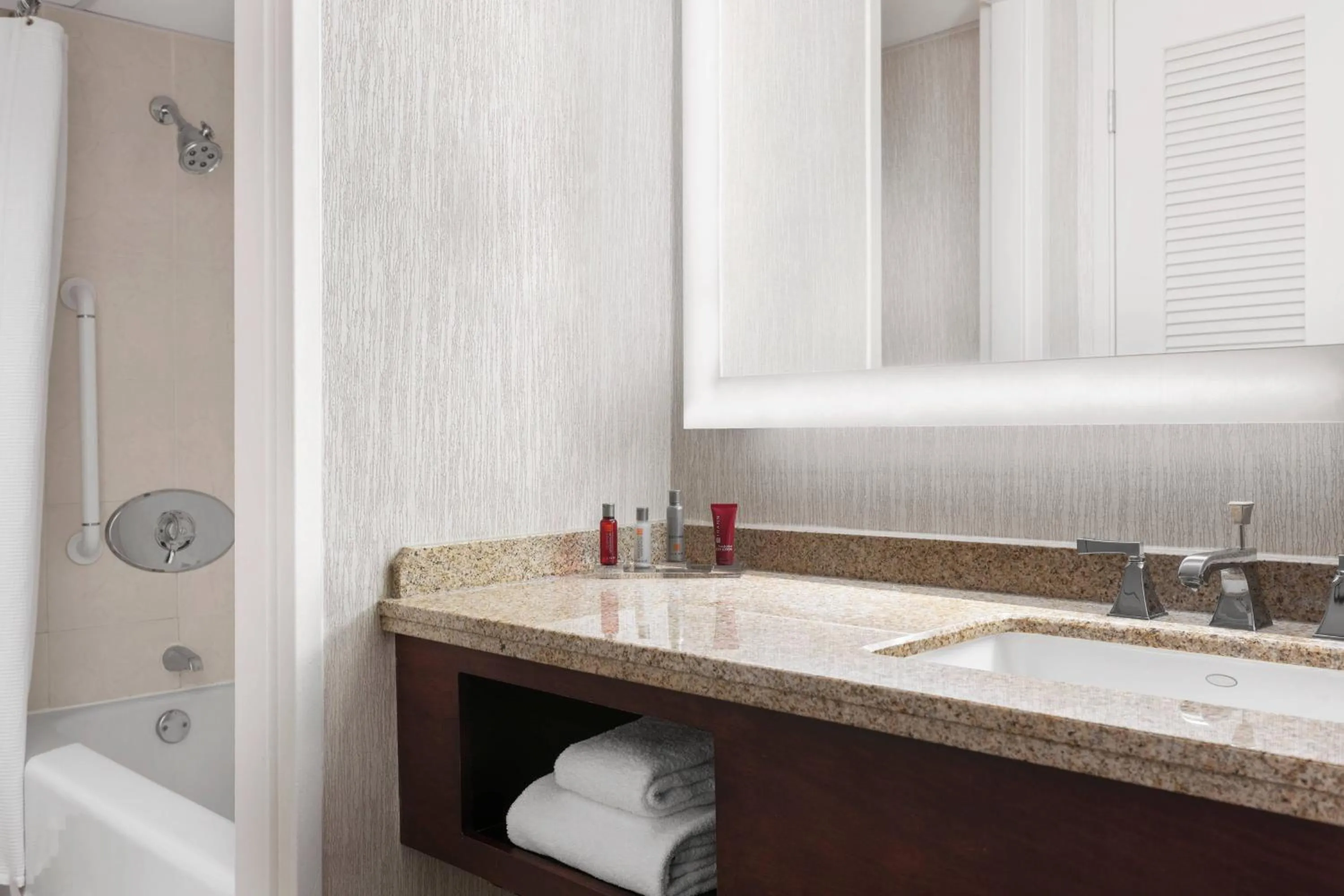 Bathroom in New Orleans Marriott