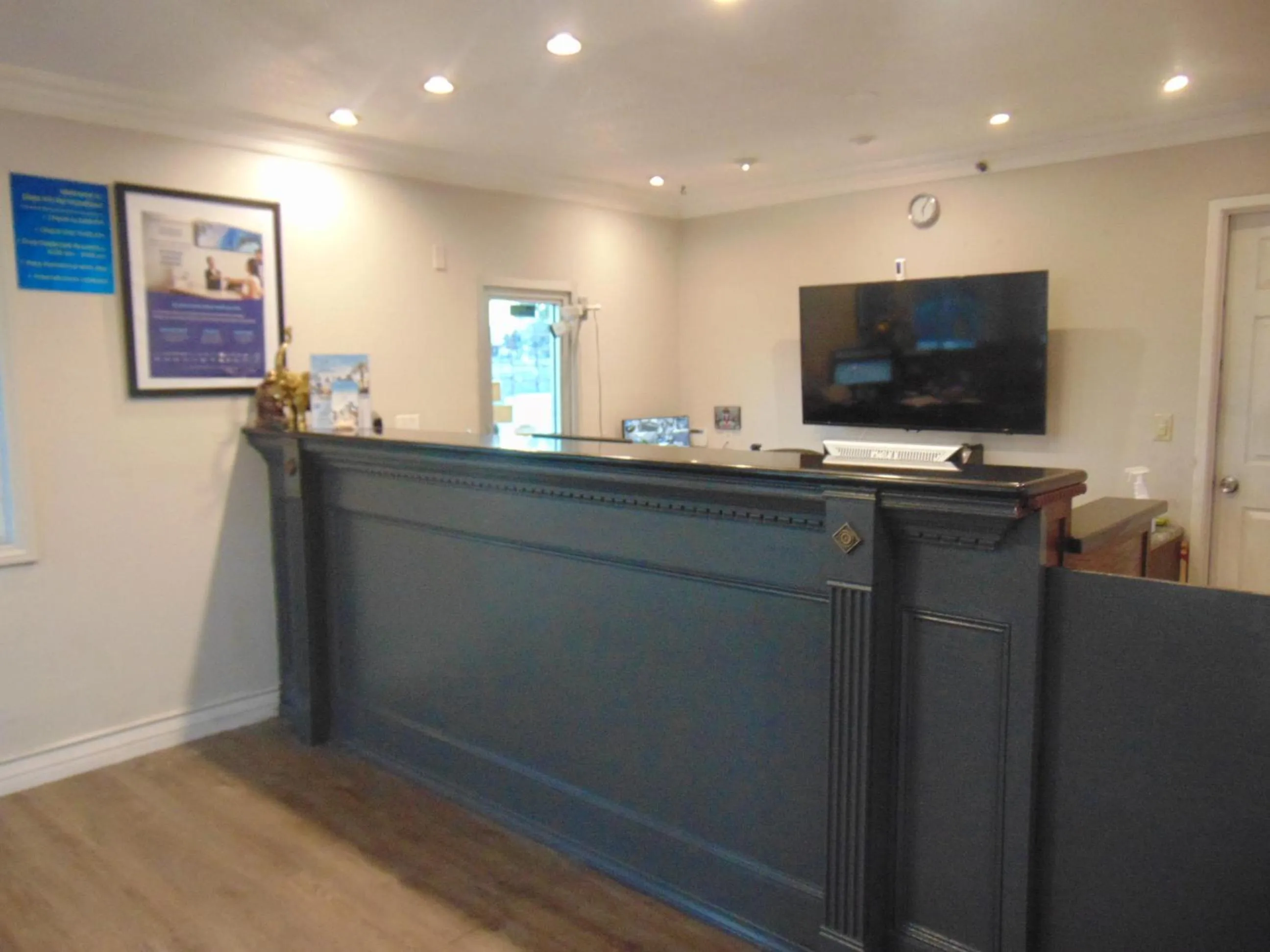 Lobby or reception in Days Inn by Wyndham Victorville