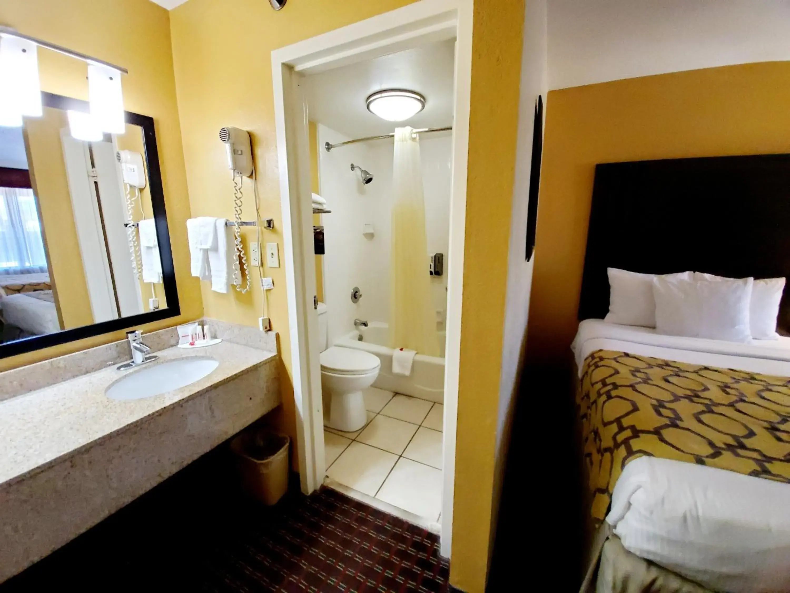 Other, Bed in Baymont by Wyndham Goodlettsville Nashville Other, Bed in Baymont by Wyndham Goodlettsville Nashville