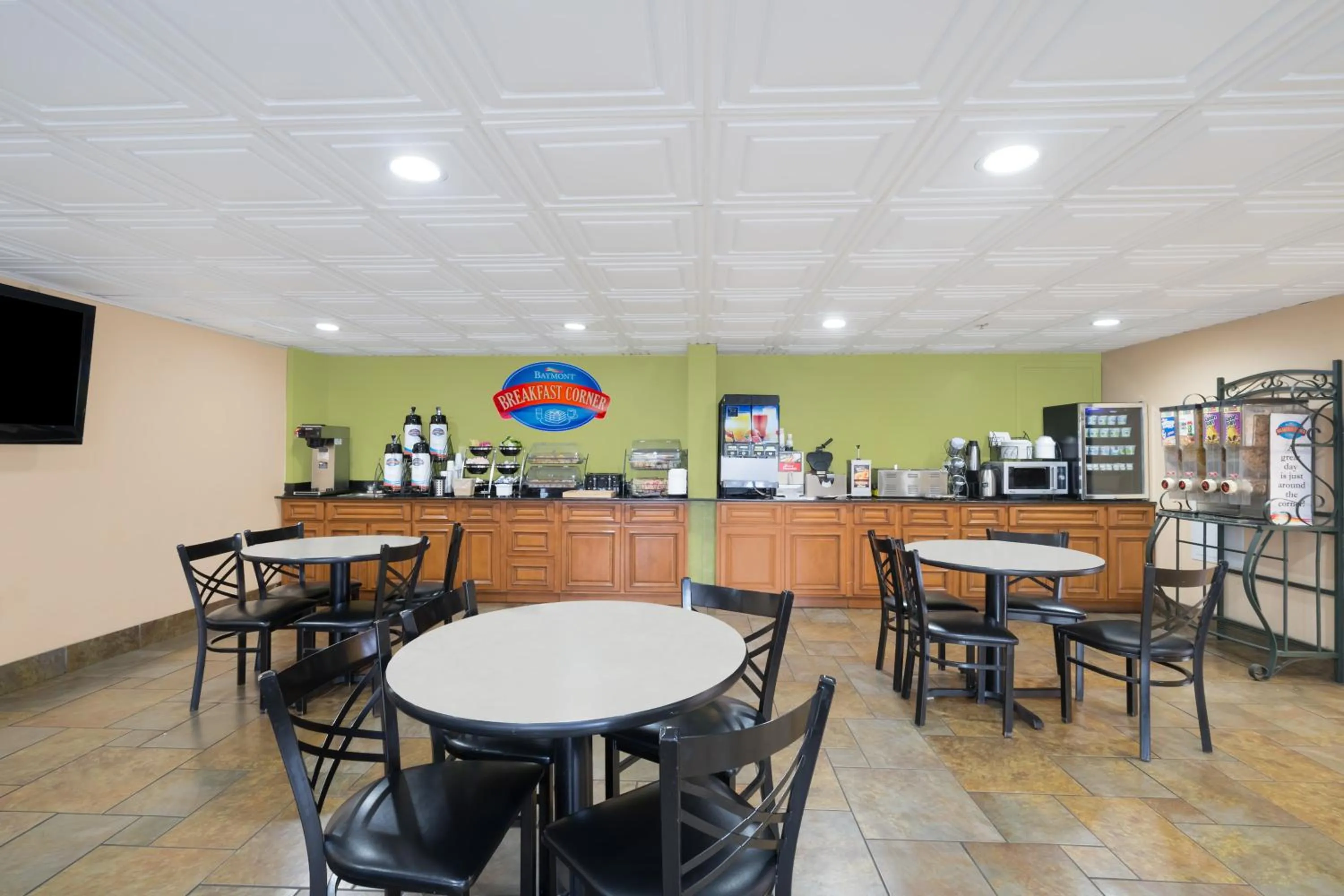 Breakfast in Baymont by Wyndham Goodlettsville Nashville