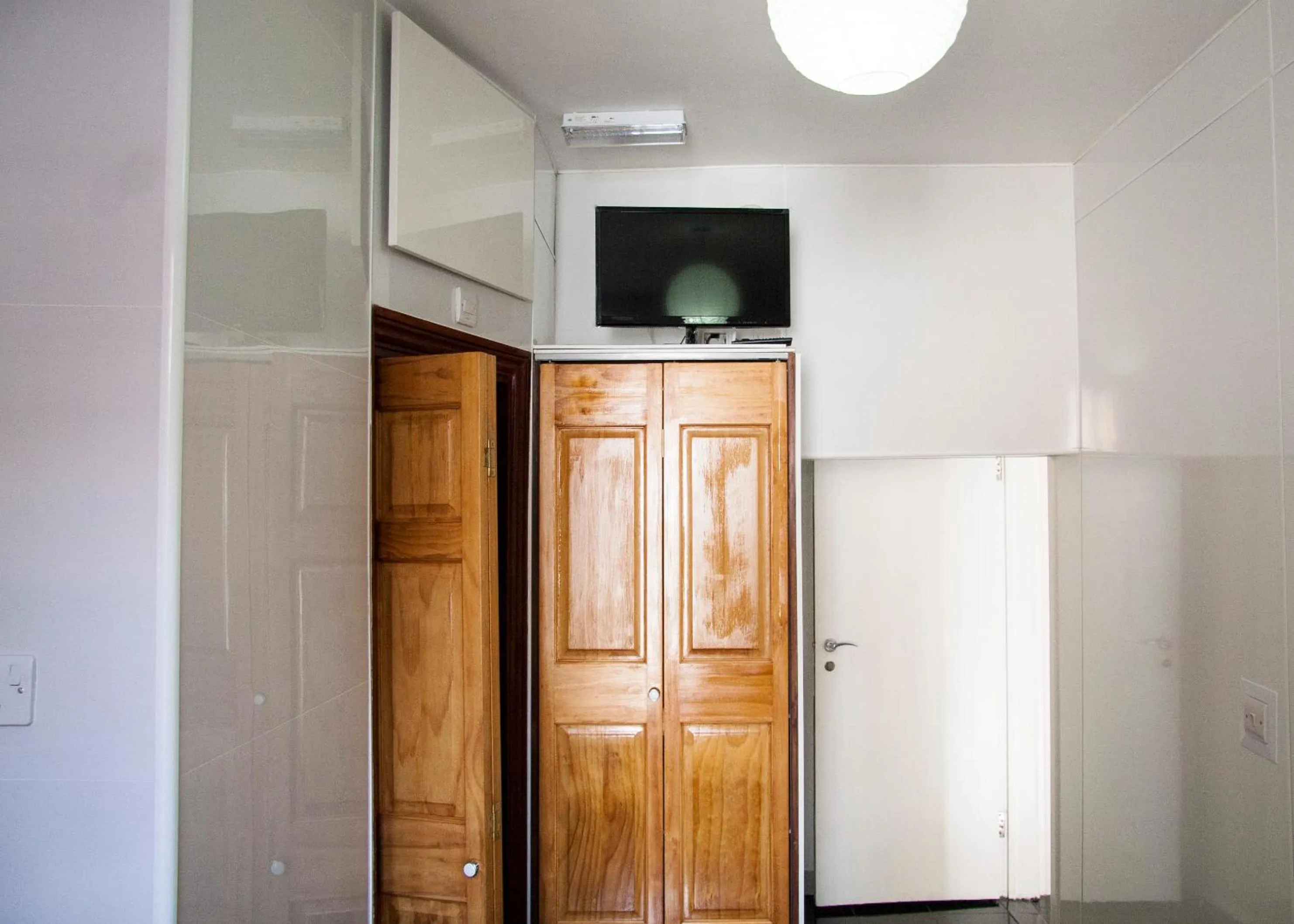 TV and multimedia in Caledonian Studio Flats