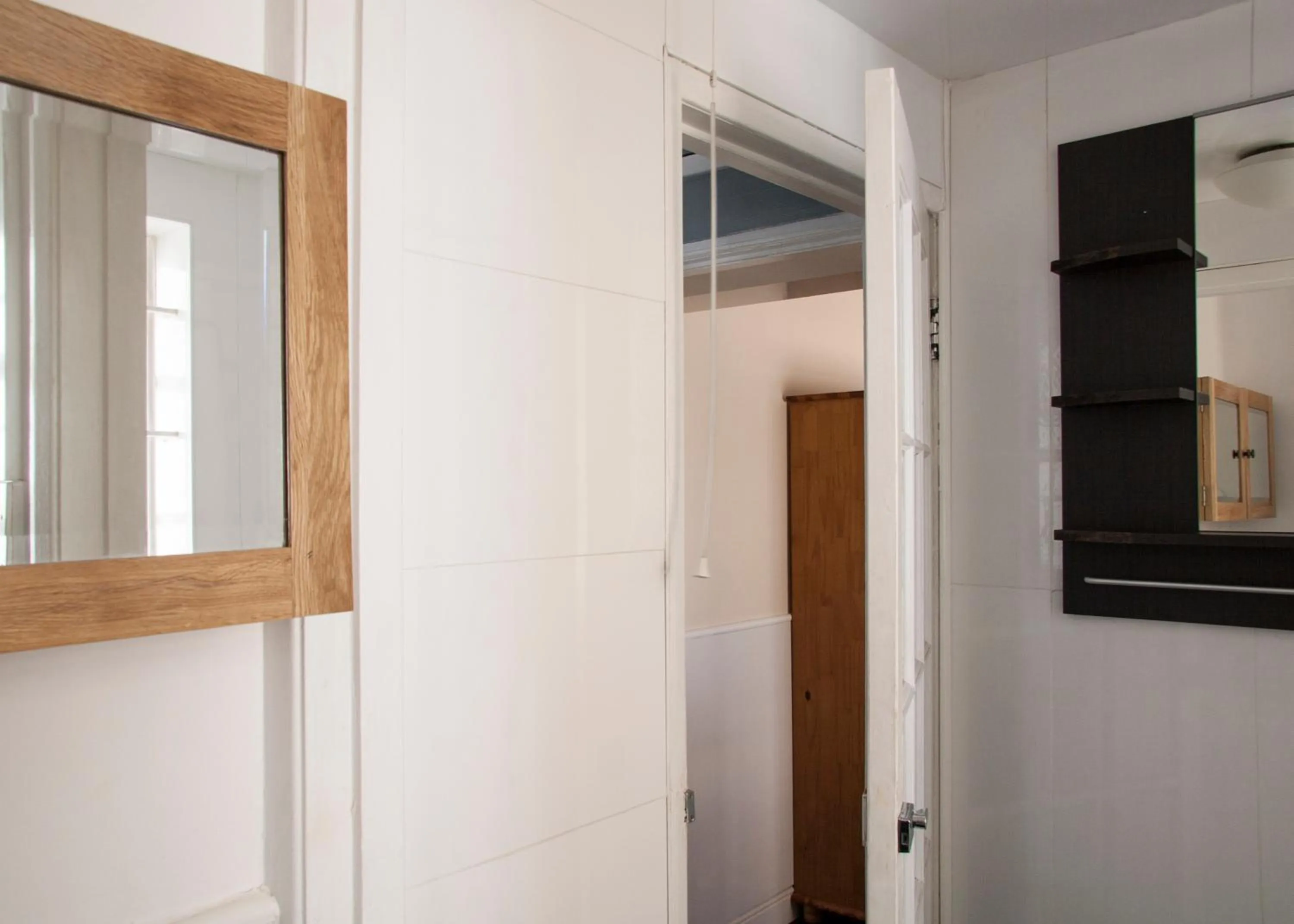 Bathroom in Caledonian Studio Flats