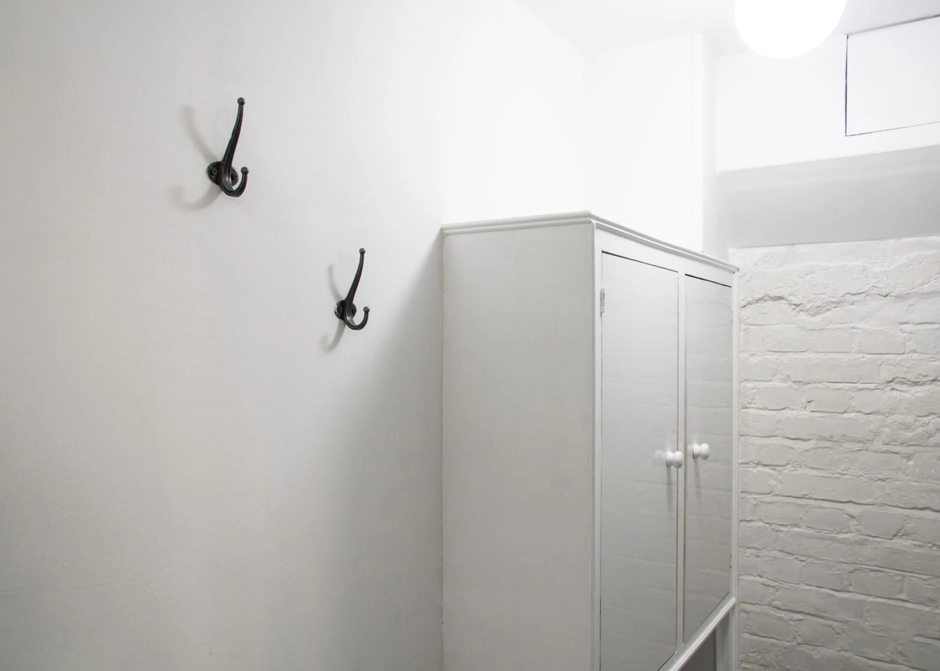 wardrobe in Caledonian Studio Flats