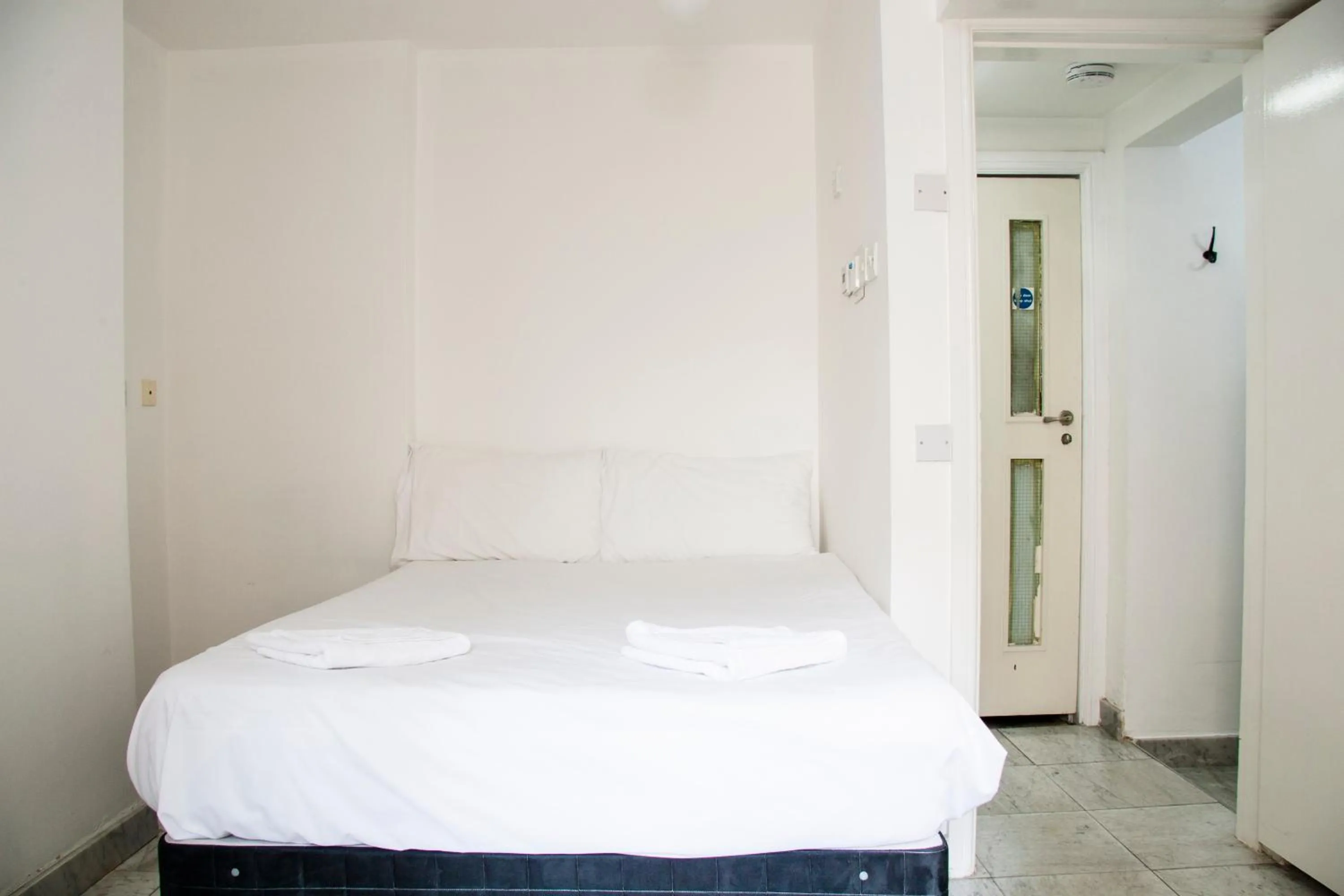 Bed in Caledonian Studio Flats