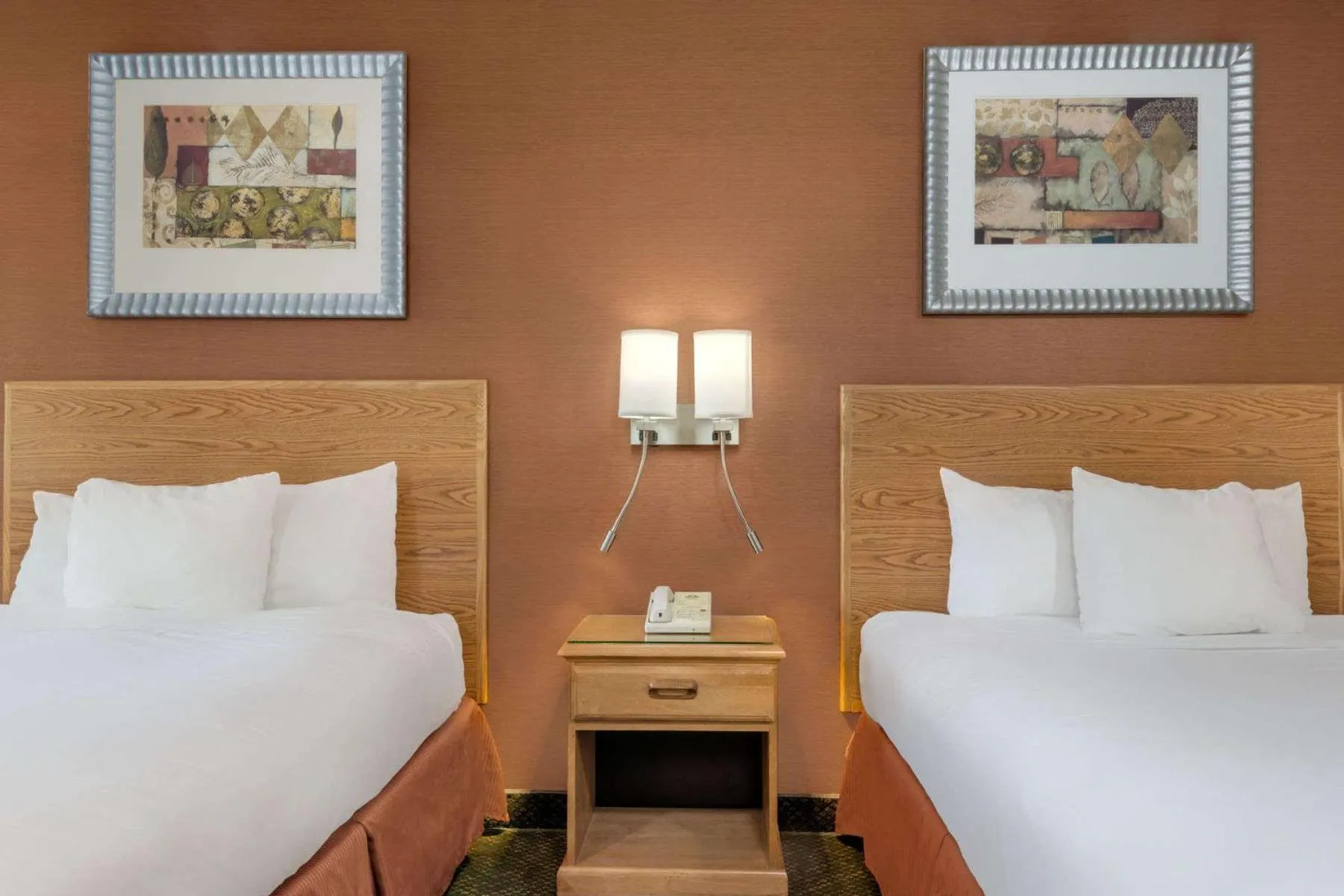 Bedroom, Bed in Days Inn by Wyndham Columbus Fairgrounds