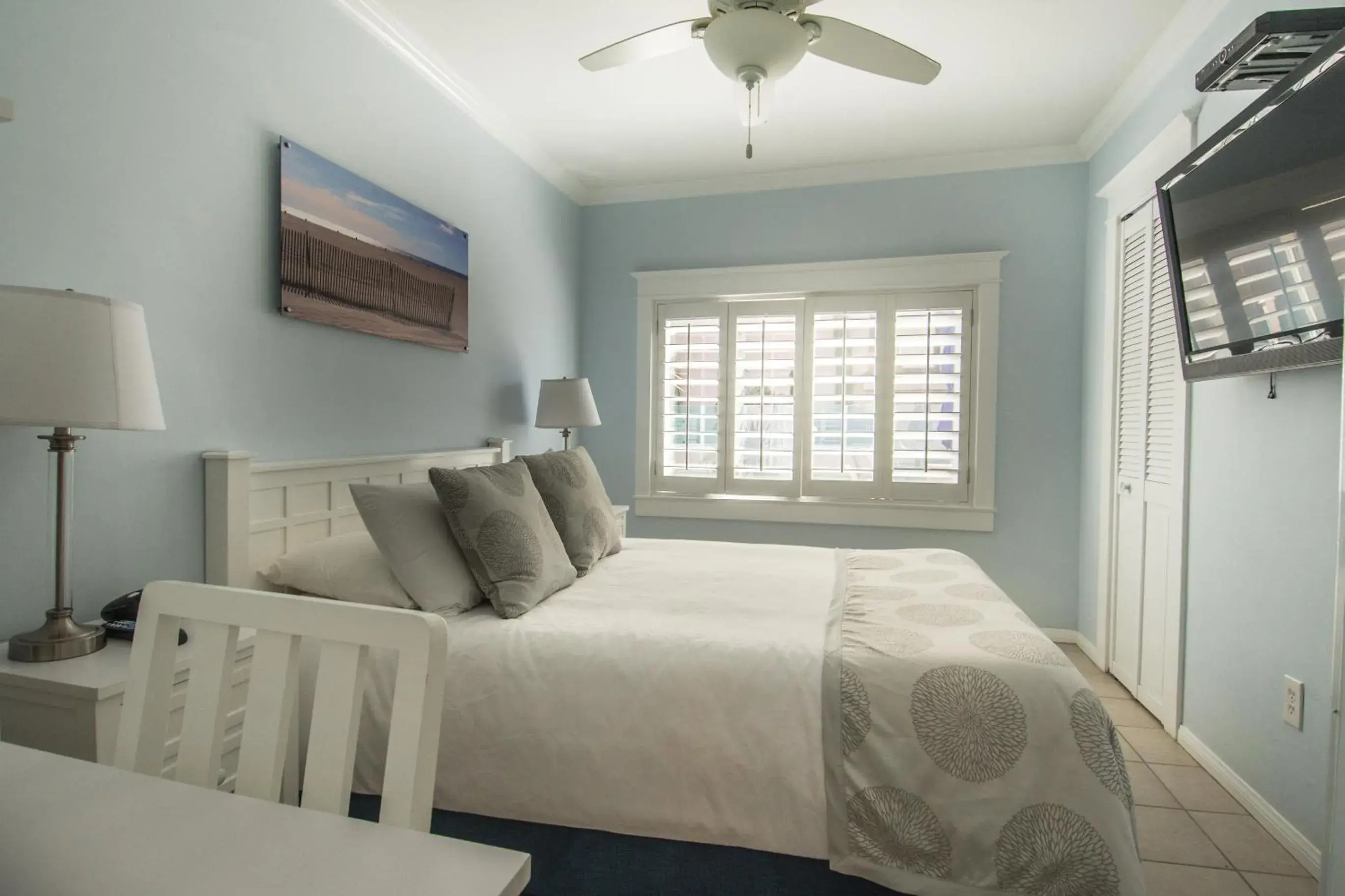 Bed in Venice on the Beach Hotel Bed in Venice on the Beach Hotel