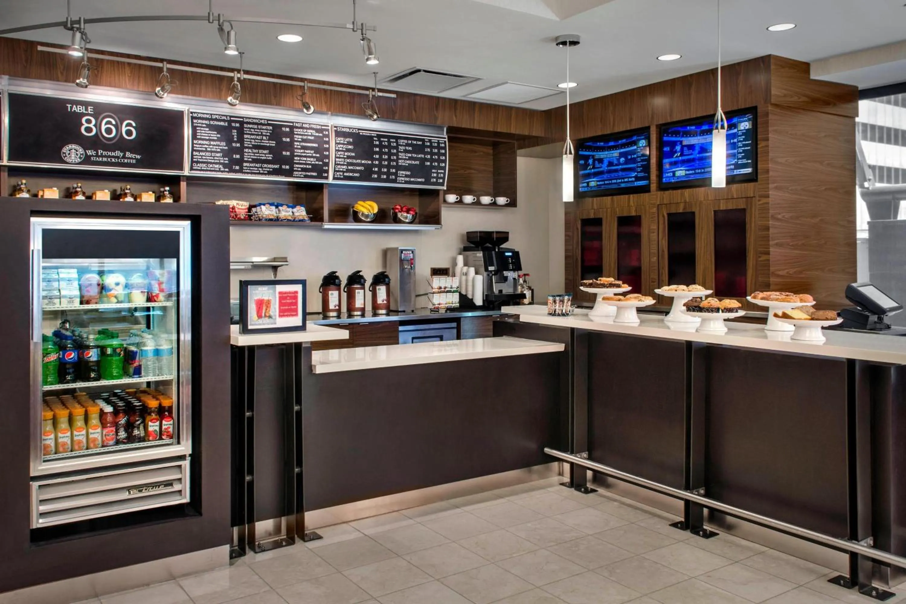 Restaurant/places to eat in Courtyard New York Manhattan/Midtown East