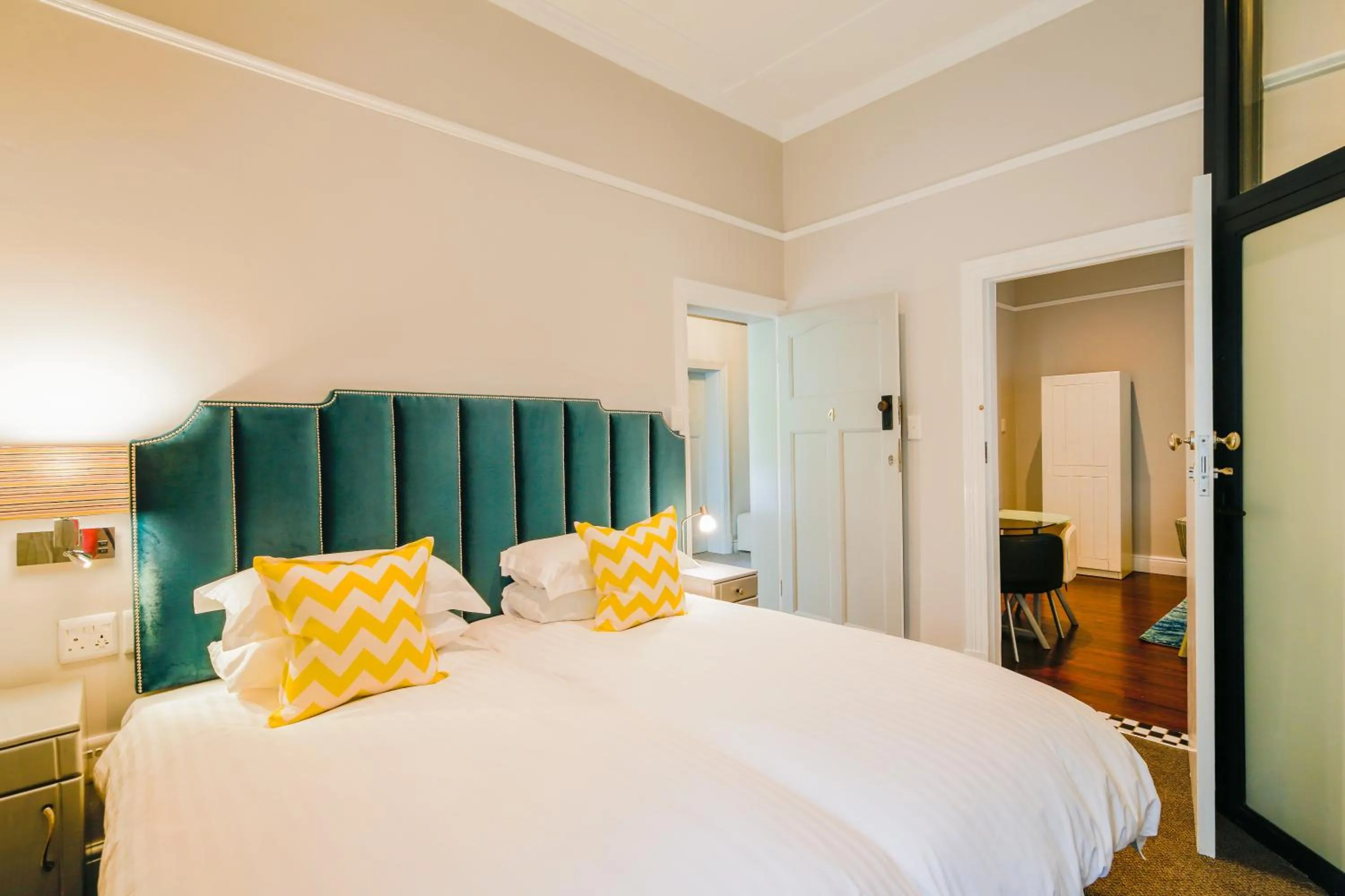 Bedroom, Bed in Eendracht Apartments