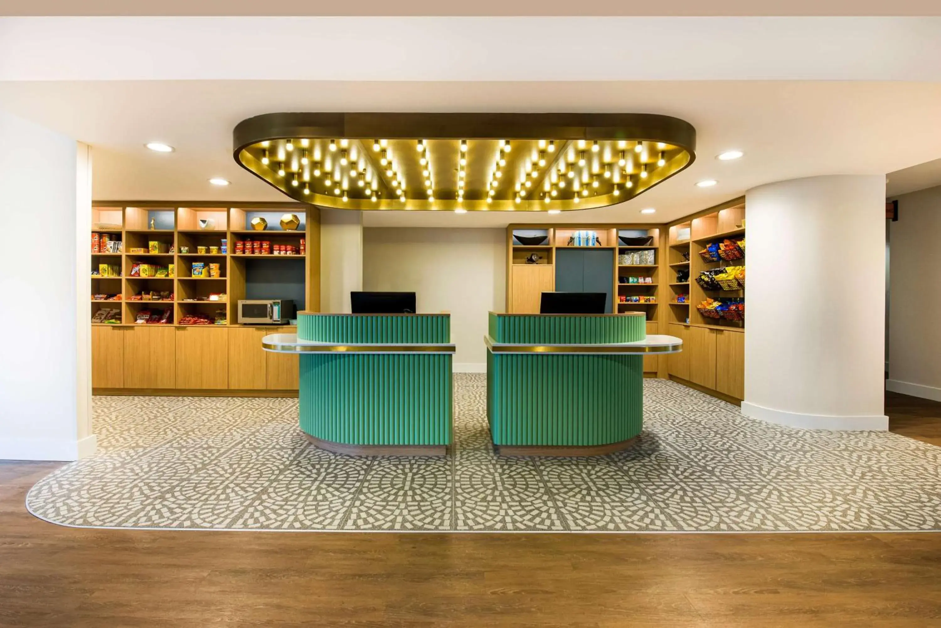 Lobby or reception in Sonesta Select Philadelphia Airport Lobby or reception in Sonesta Select Philadelphia Airport