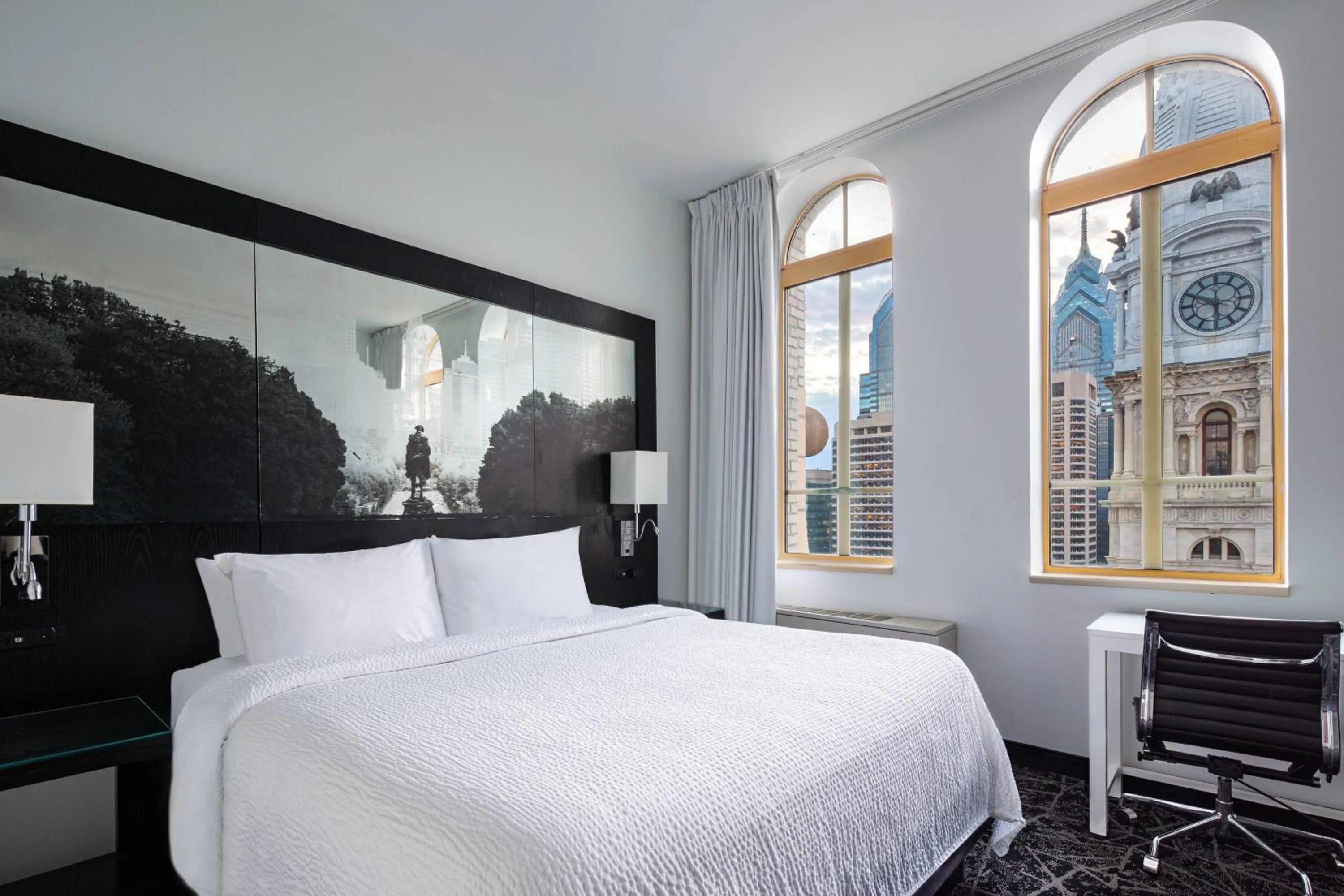 Photo of the whole room, Bed in Residence Inn by Marriott Philadelphia Center City