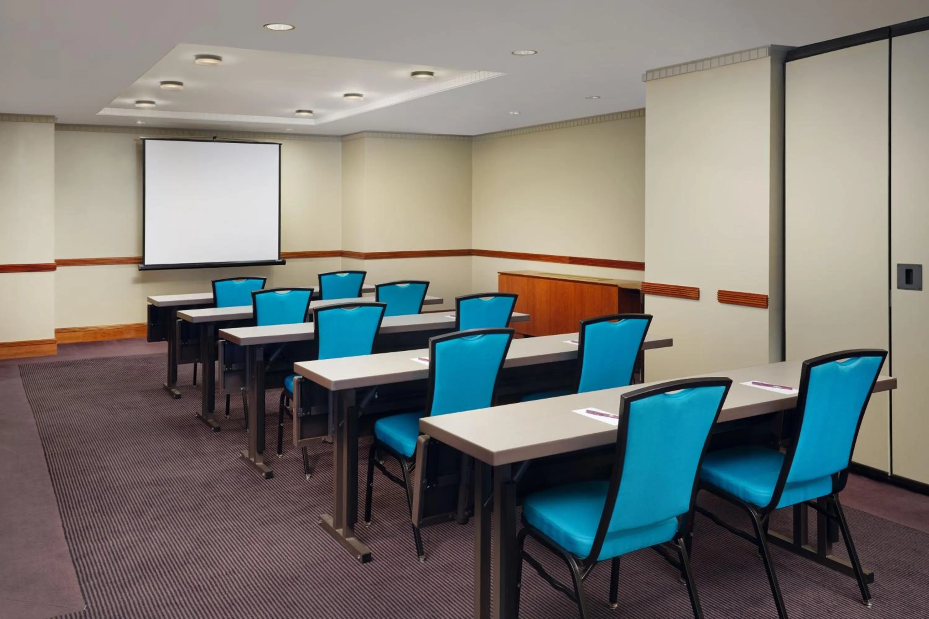 Meeting/conference room in Residence Inn by Marriott Philadelphia Center City