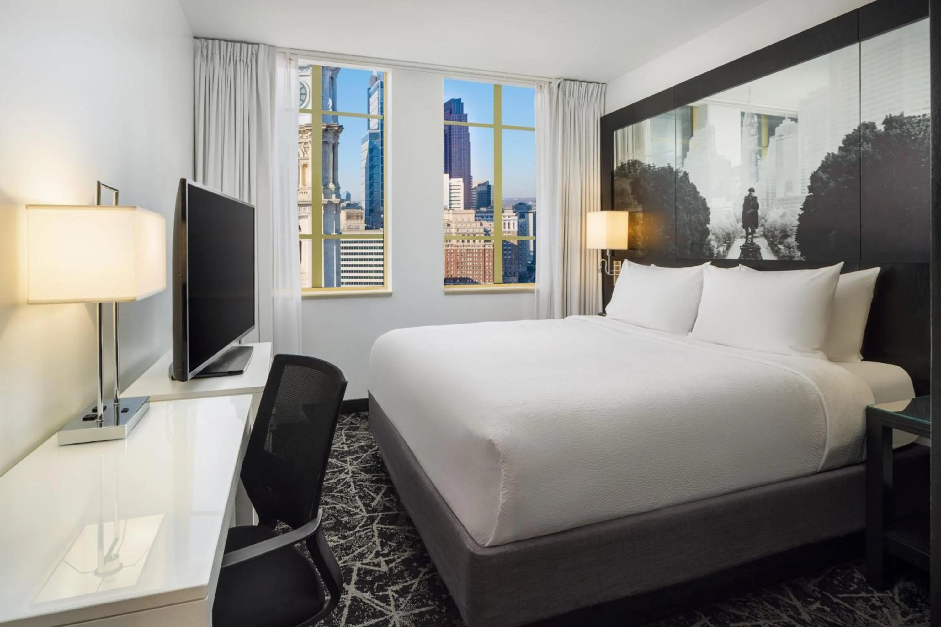 Photo of the whole room, Bed in Residence Inn by Marriott Philadelphia Center City