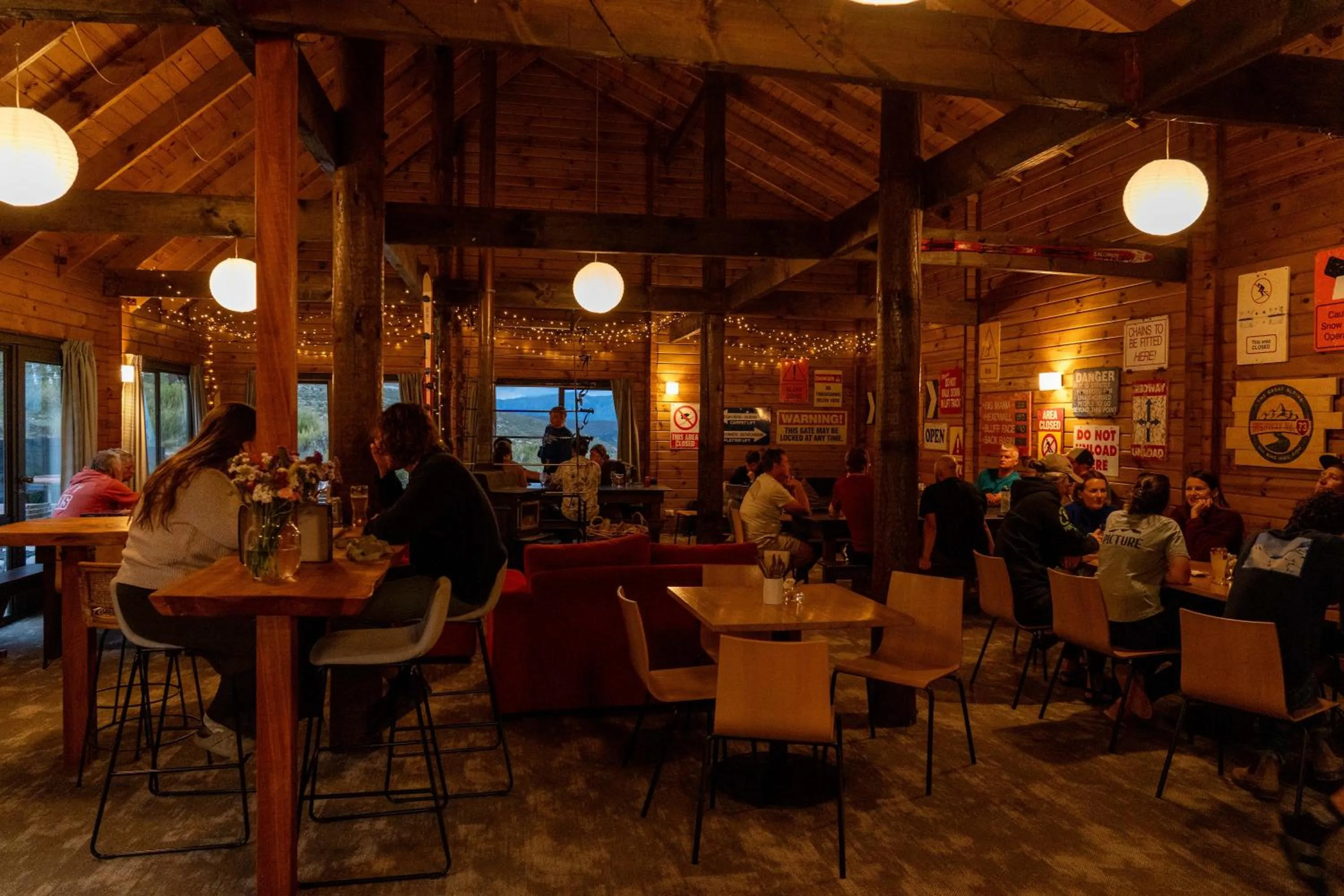 Restaurant/places to eat in Porters Lodge