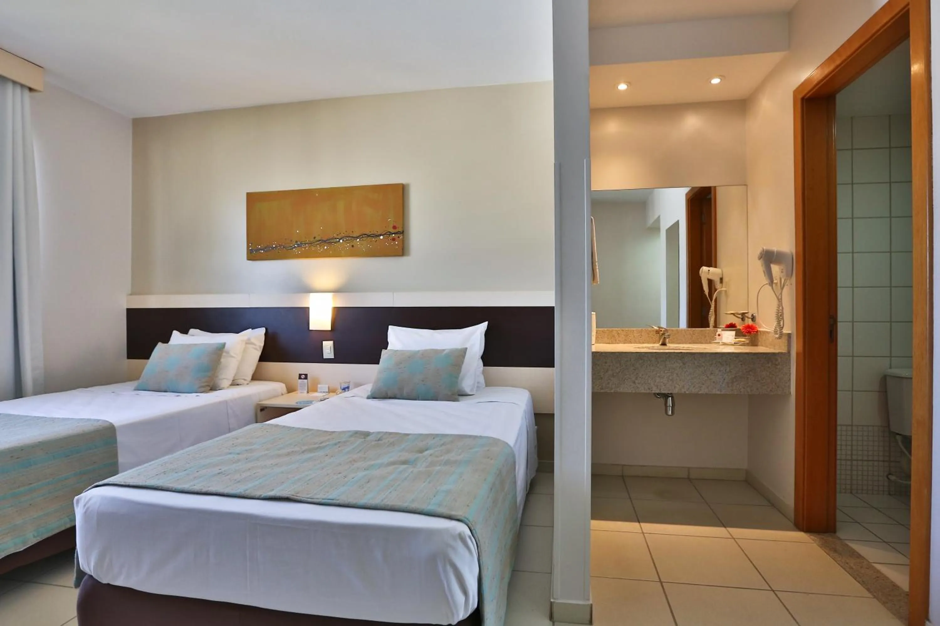 Bed in Comfort Hotel Goiânia