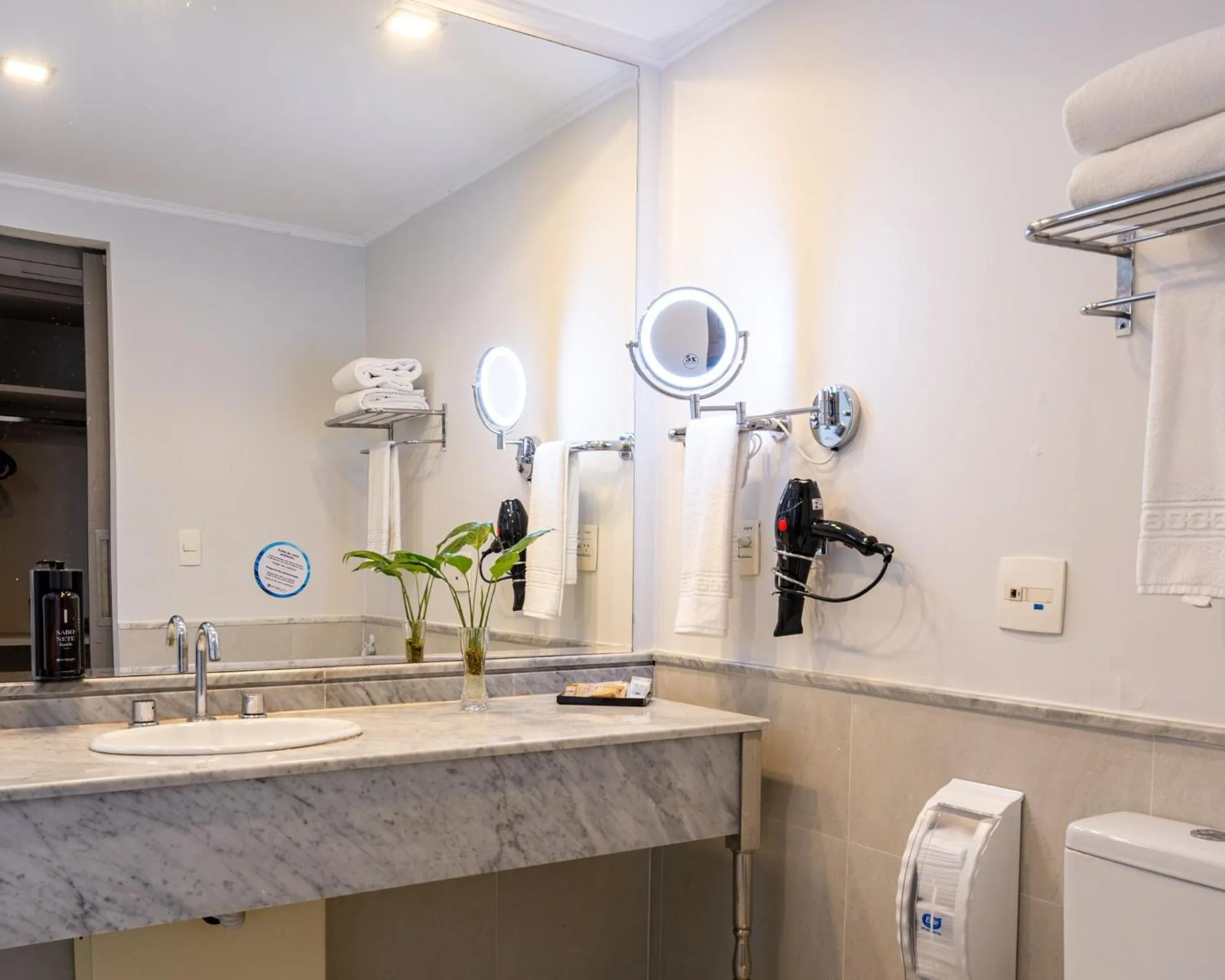 Bathroom in Intercity São Paulo Berrini