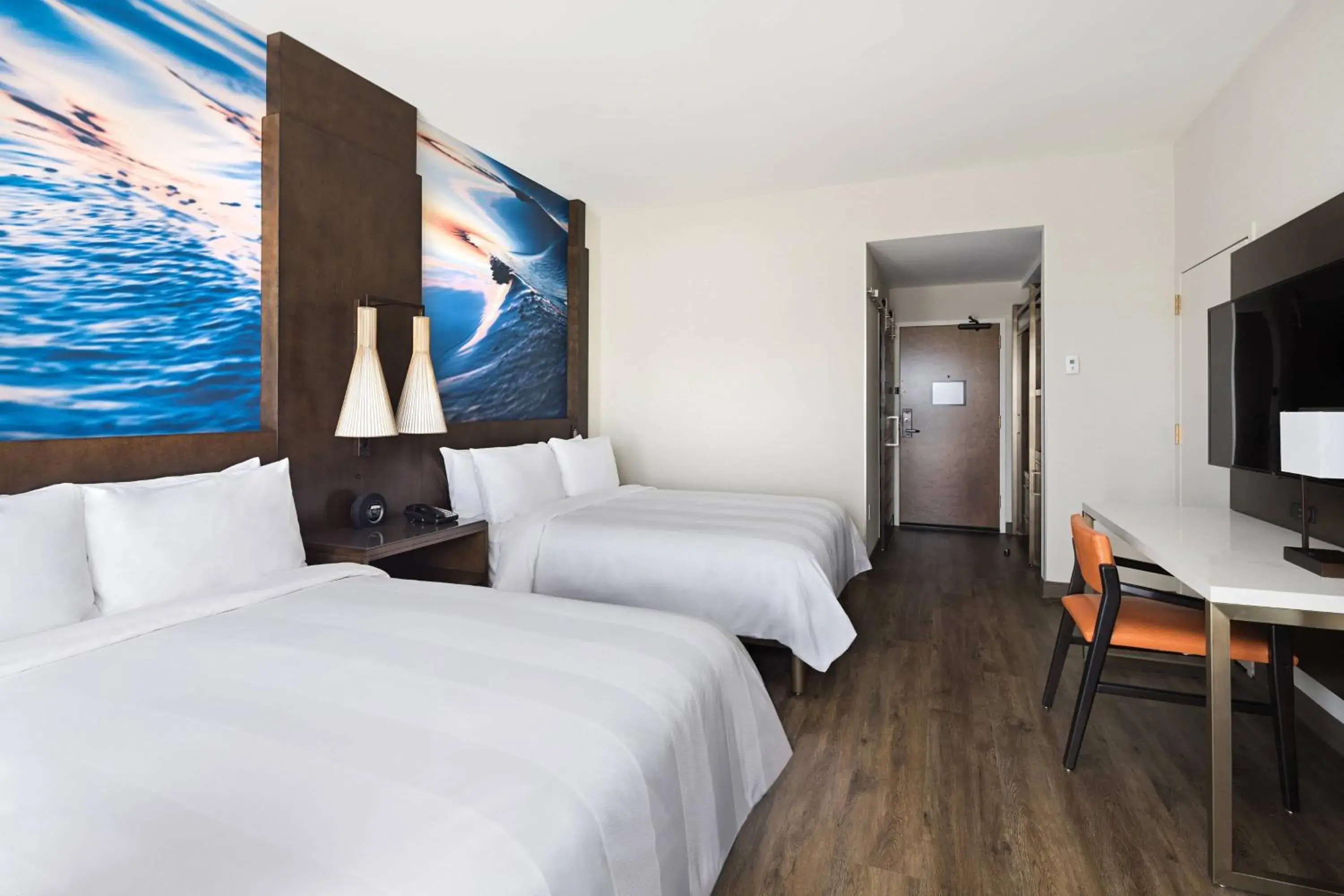 Deluxe Queen Room with Two Queen Beds in San Diego Marriott Del Mar Deluxe Queen Room with Two Queen Beds in San Diego Marriott Del Mar