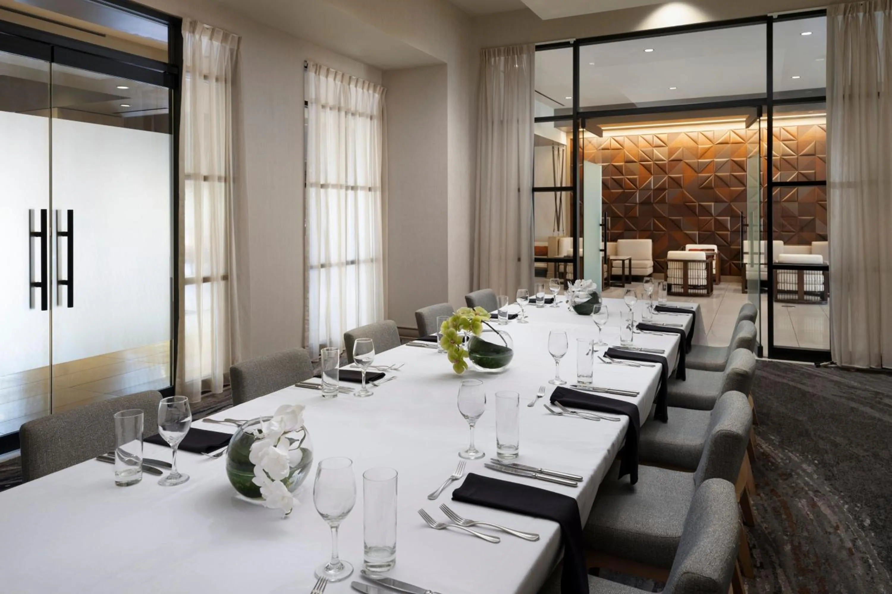 Restaurant/places to eat in San Diego Marriott Del Mar