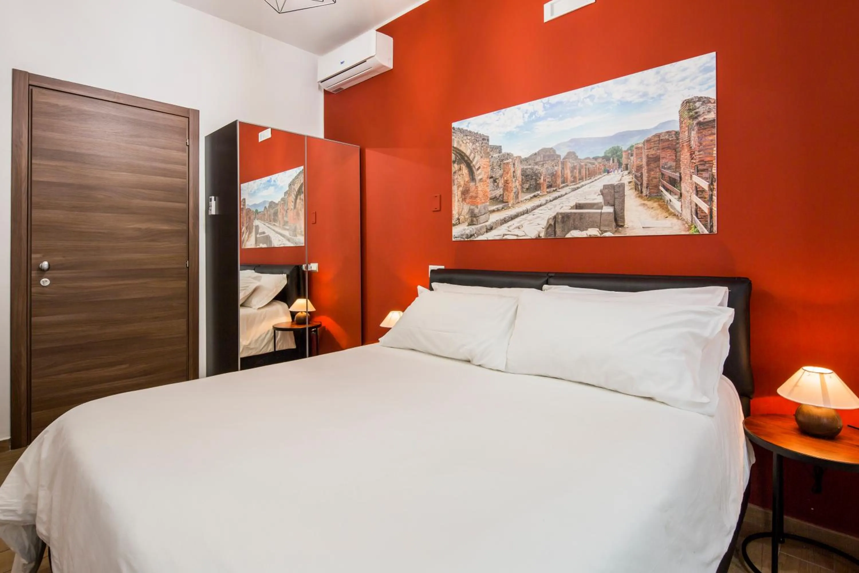 Bed in Pompei Centrum