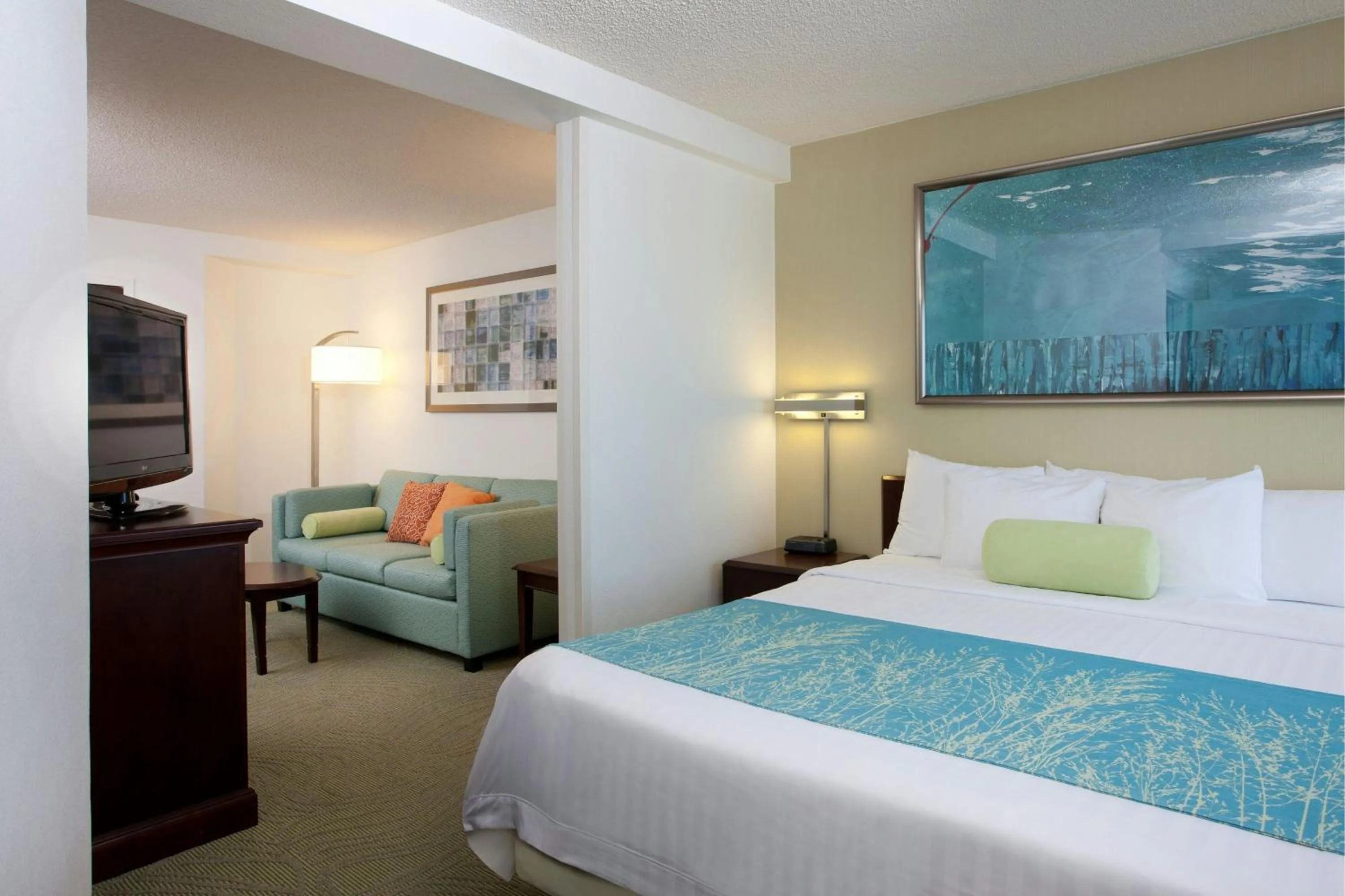 Bedroom, Bed in SpringHill Suites Los Angeles LAX/Manhattan Beach