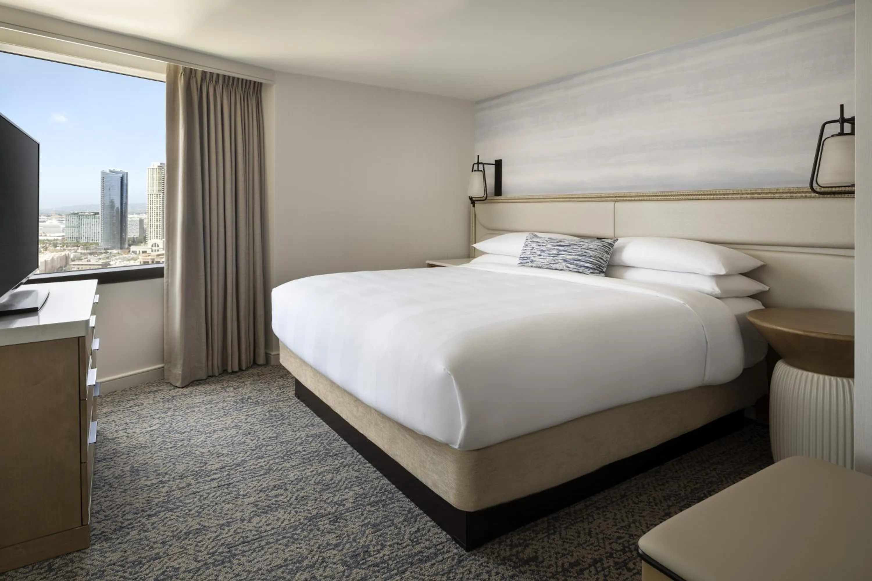 Bedroom, Bed in Marriott Marquis San Diego Marina
