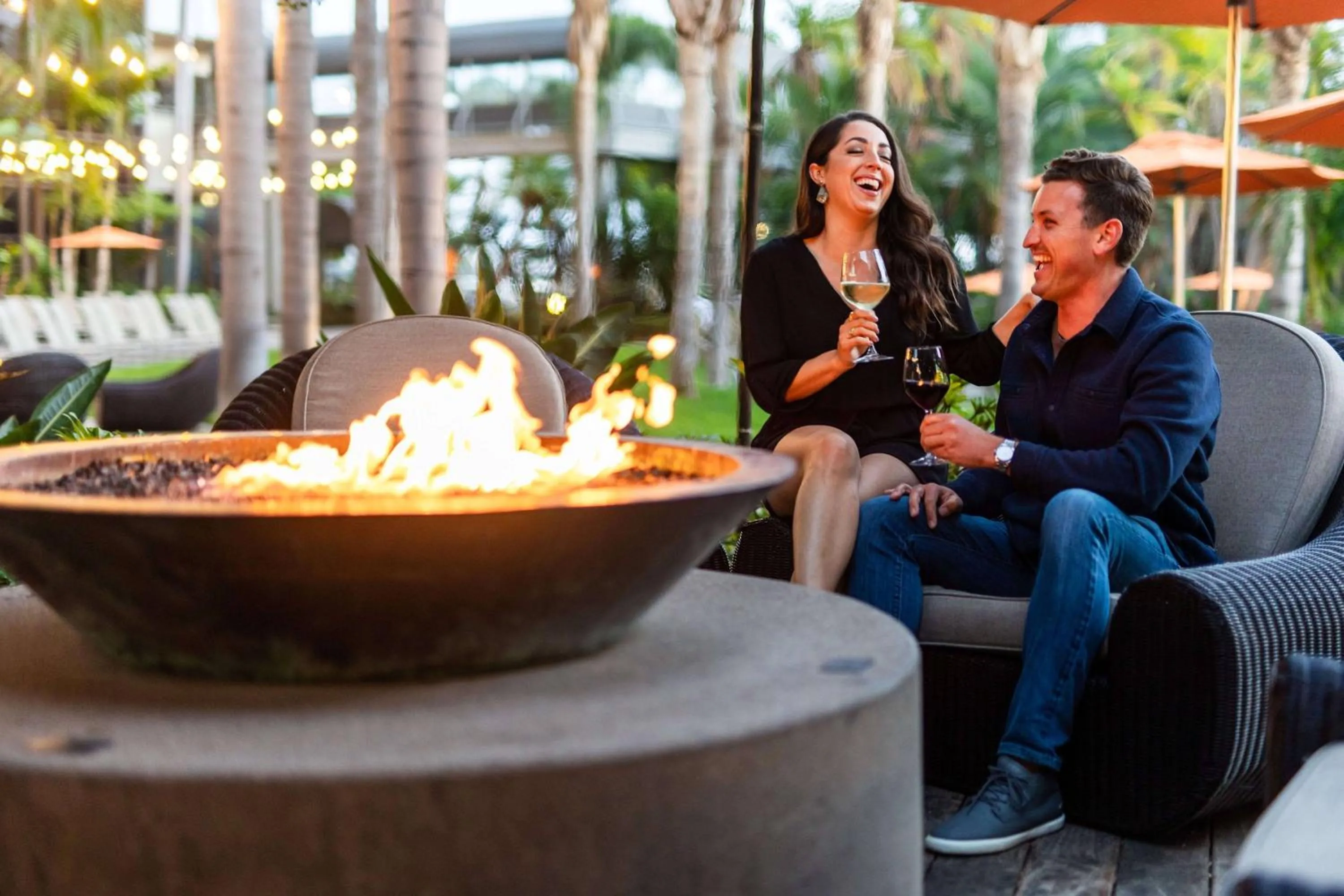 Lounge or bar in Marriott Marquis San Diego Marina