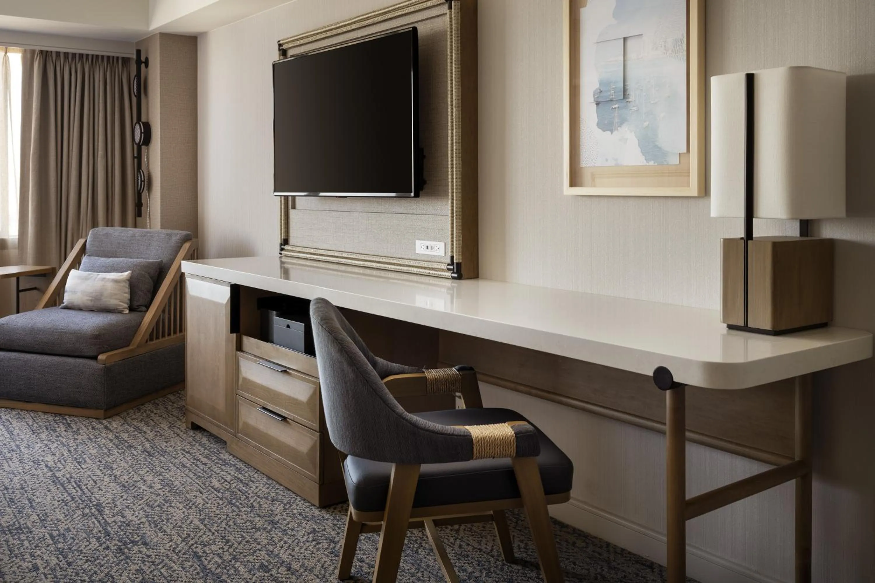 Lounge or bar in Marriott Marquis San Diego Marina