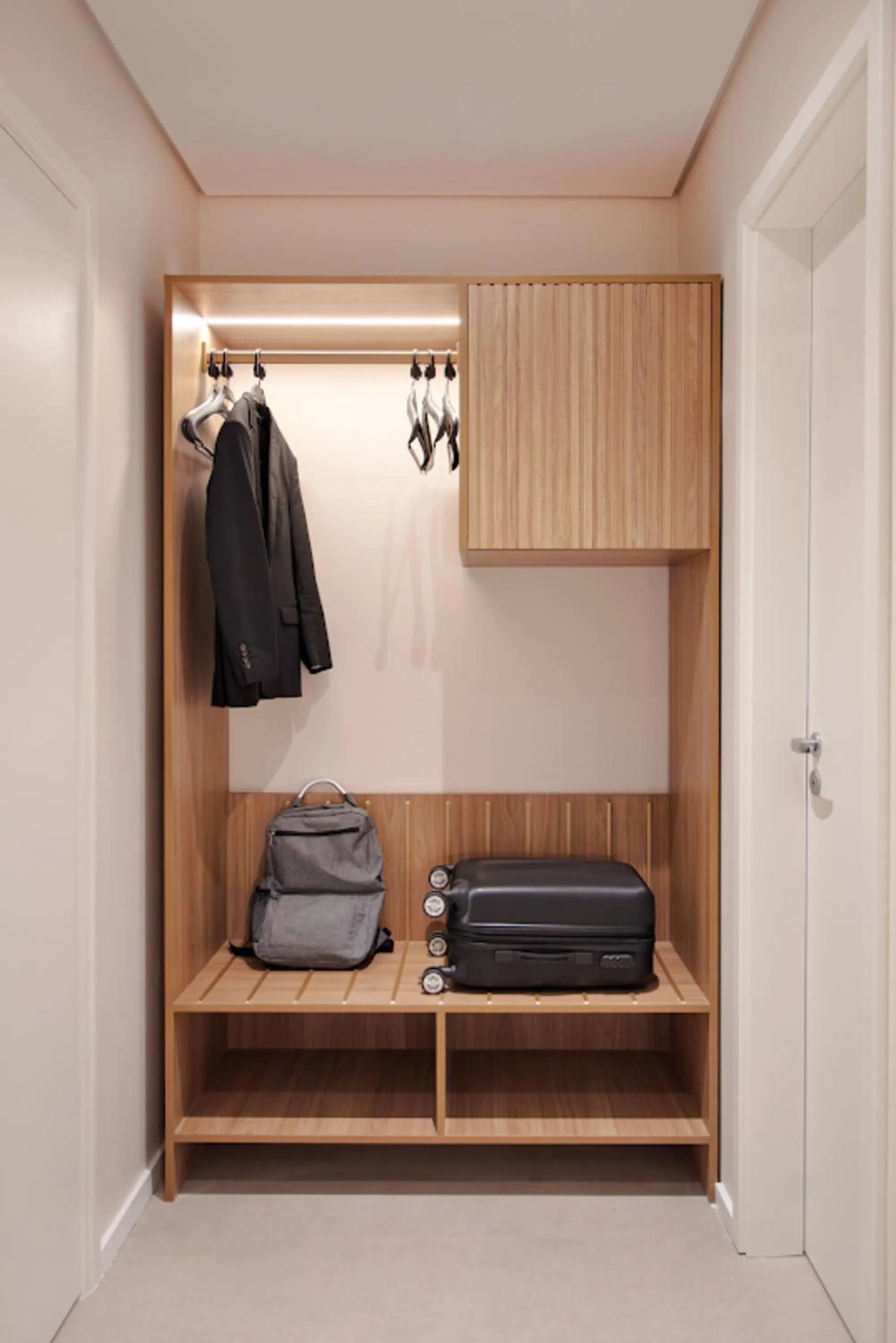 wardrobe in Intercity Florianopolis