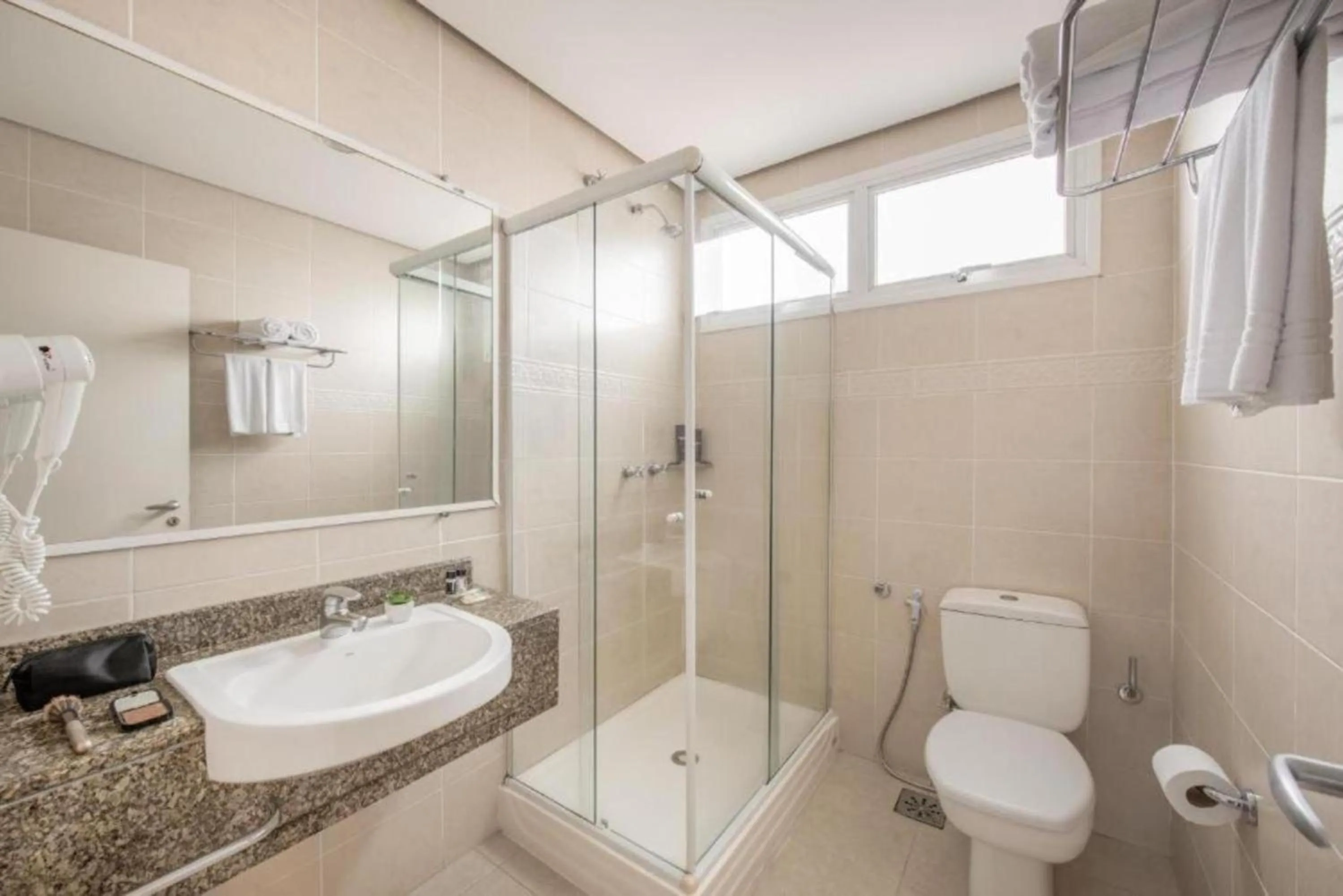 Toilet in Intercity Florianopolis