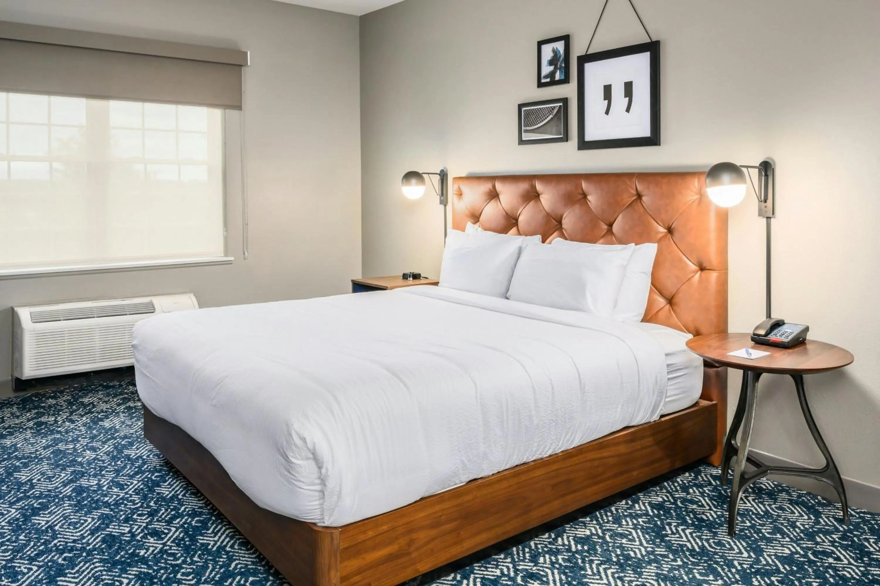 Bedroom, Bed in Four Points by Sheraton Bedford Manchester Airport