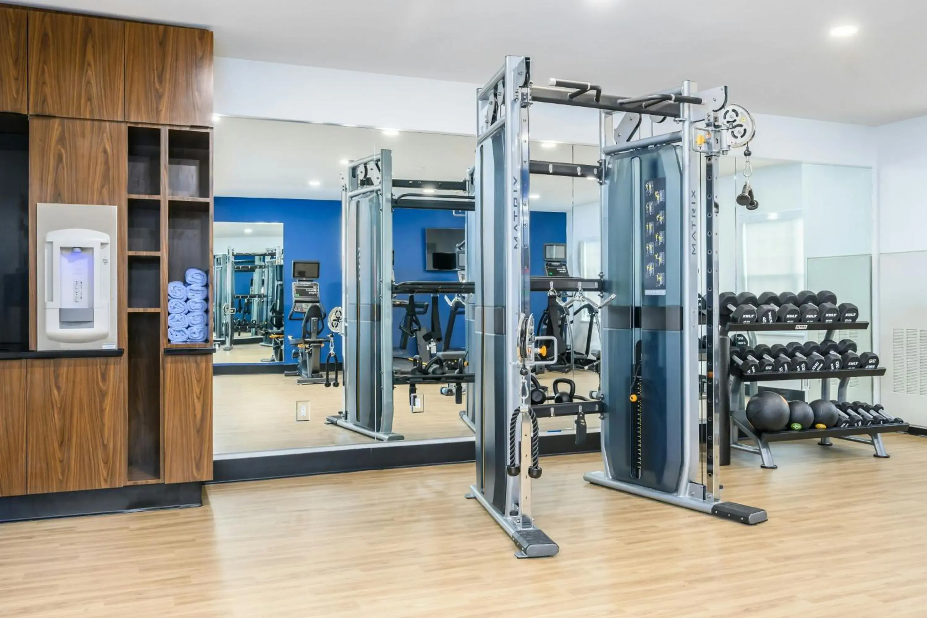 Fitness centre/facilities in Four Points by Sheraton Bedford Manchester Airport Fitness centre/facilities in Four Points by Sheraton Bedford Manchester Airport