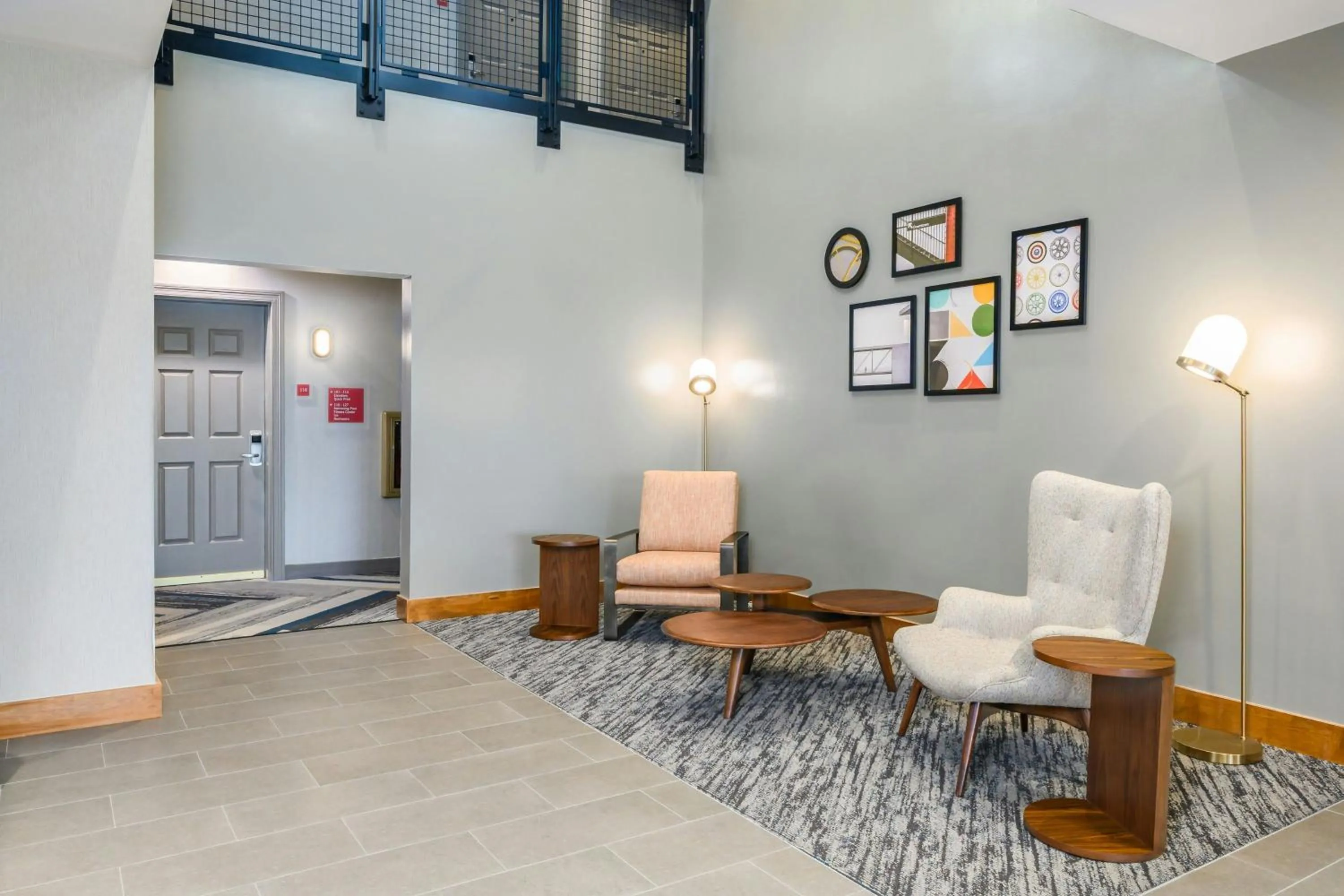 Lobby or reception in Four Points by Sheraton Bedford Manchester Airport