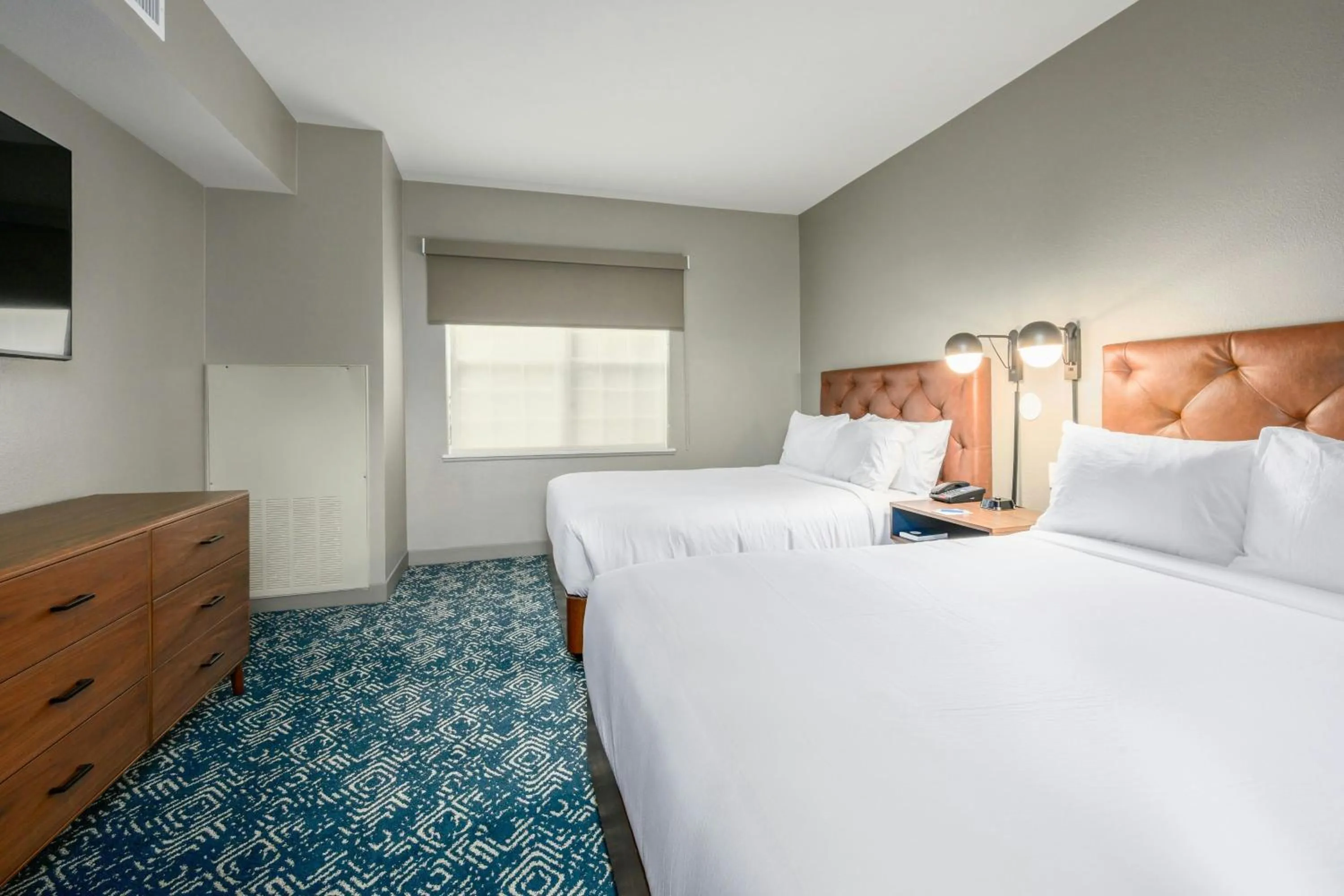 Bedroom, Bed in Four Points by Sheraton Bedford Manchester Airport