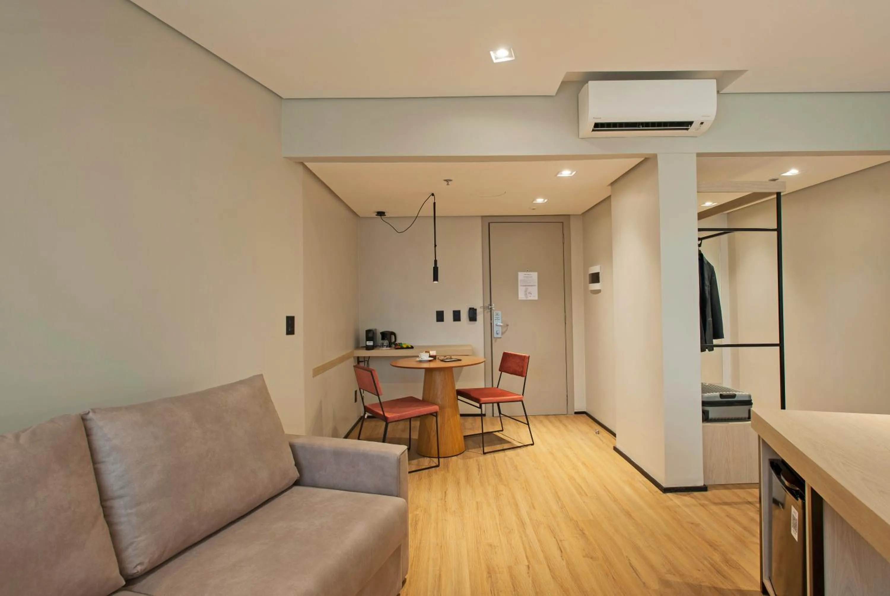 TV and multimedia in Intercity Porto Alegre Aeroporto