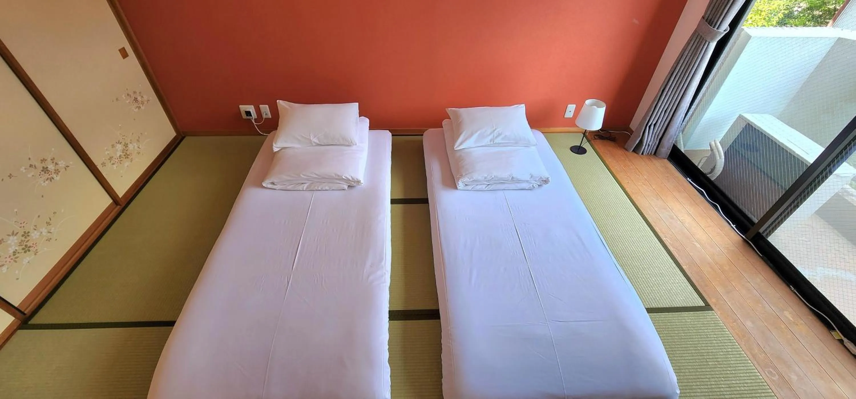 Bedroom, Bed in Hakone Guest House gaku.