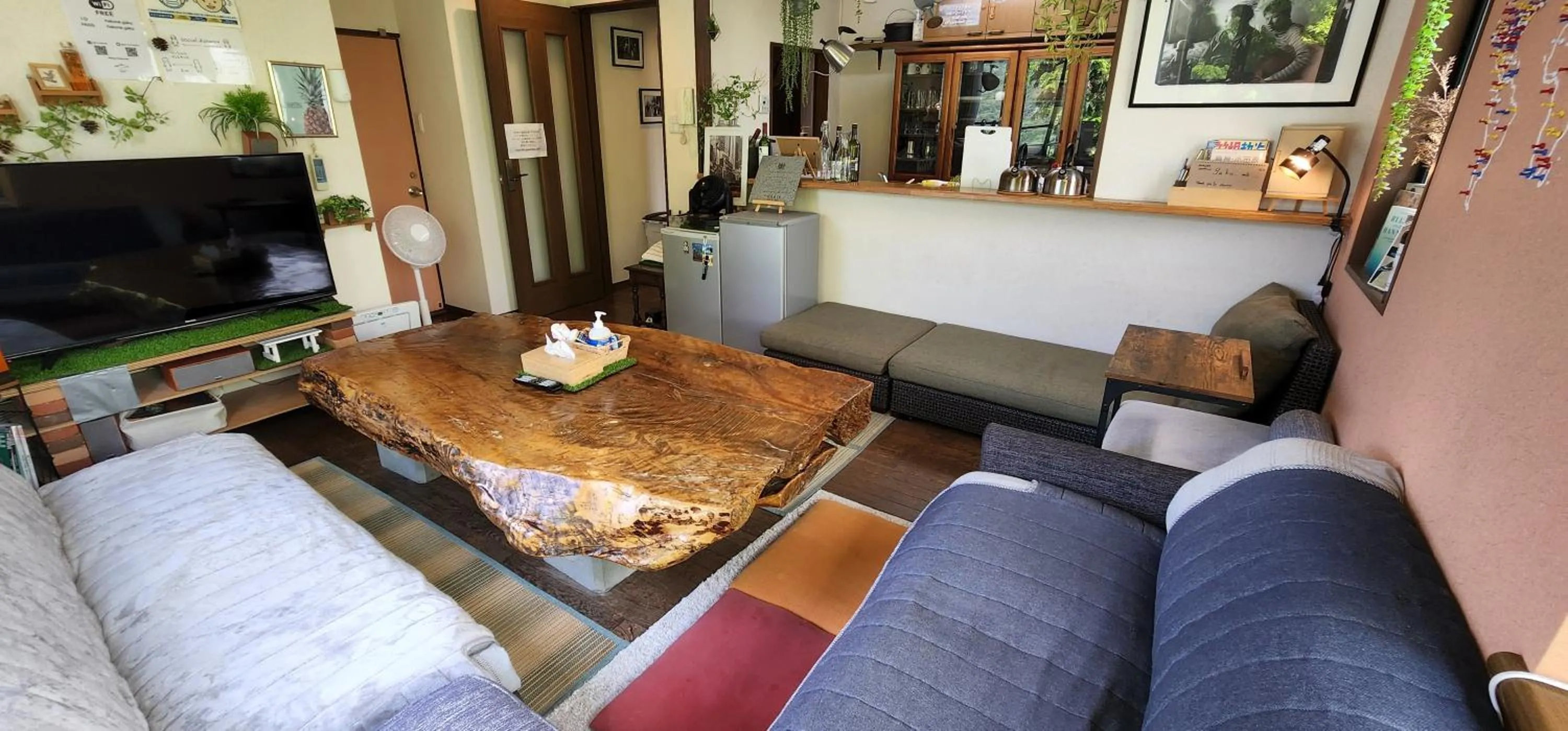 Living room in Hakone Guest House gaku.