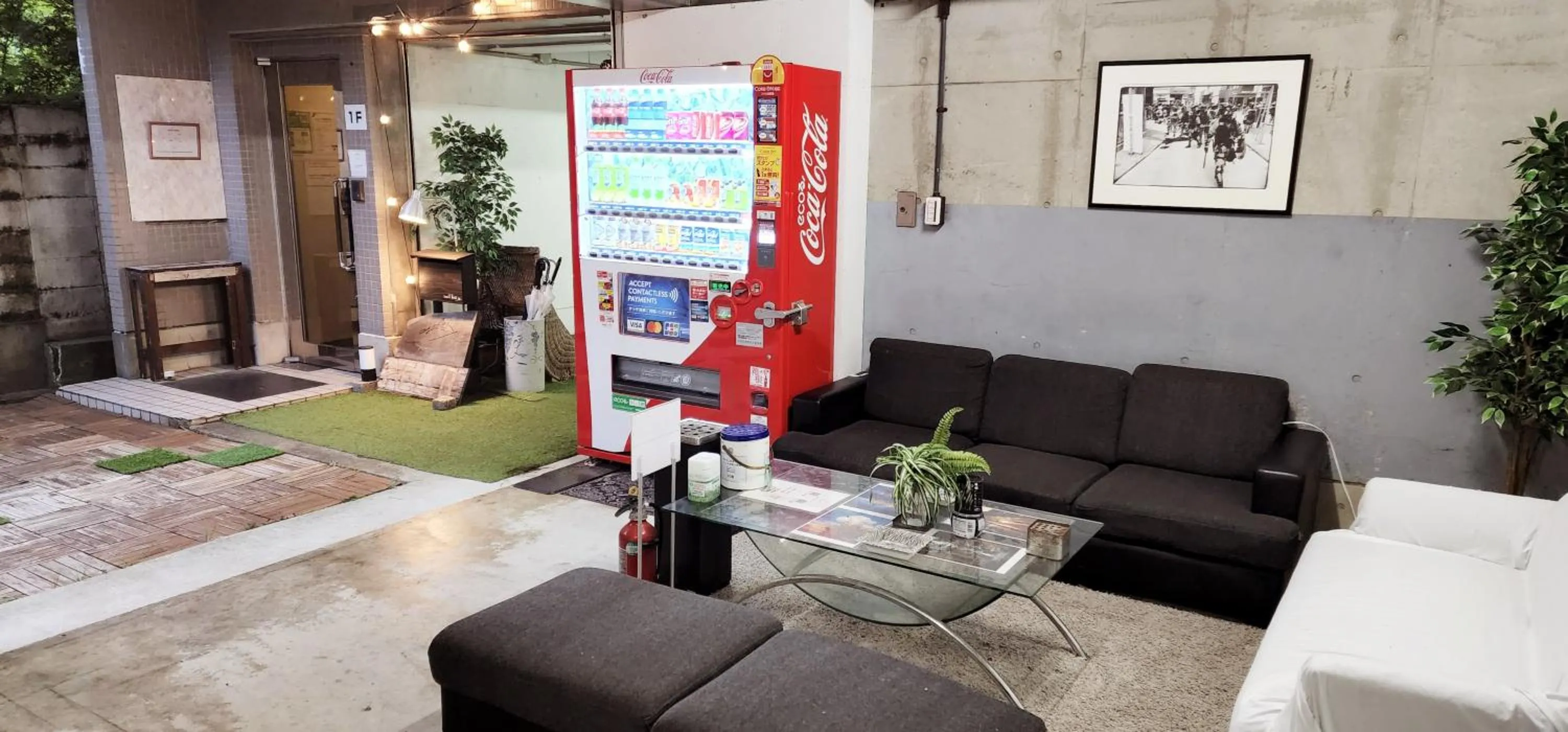 Seating area in Hakone Guest House gaku.