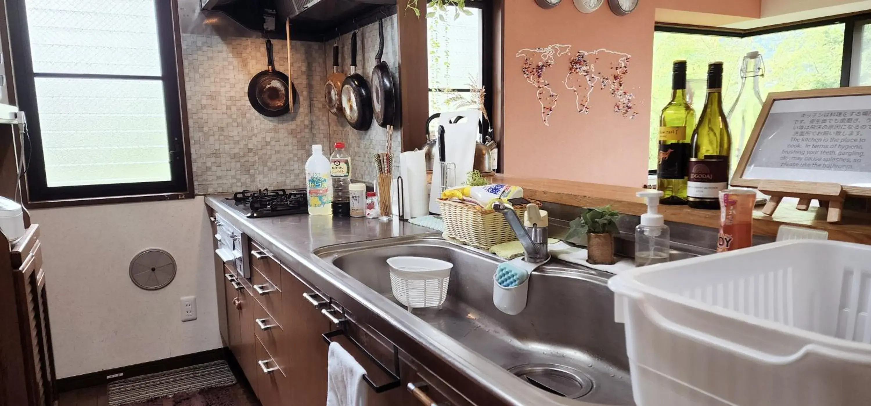 Kitchen or kitchenette in Hakone Guest House gaku. Kitchen or kitchenette in Hakone Guest House gaku.