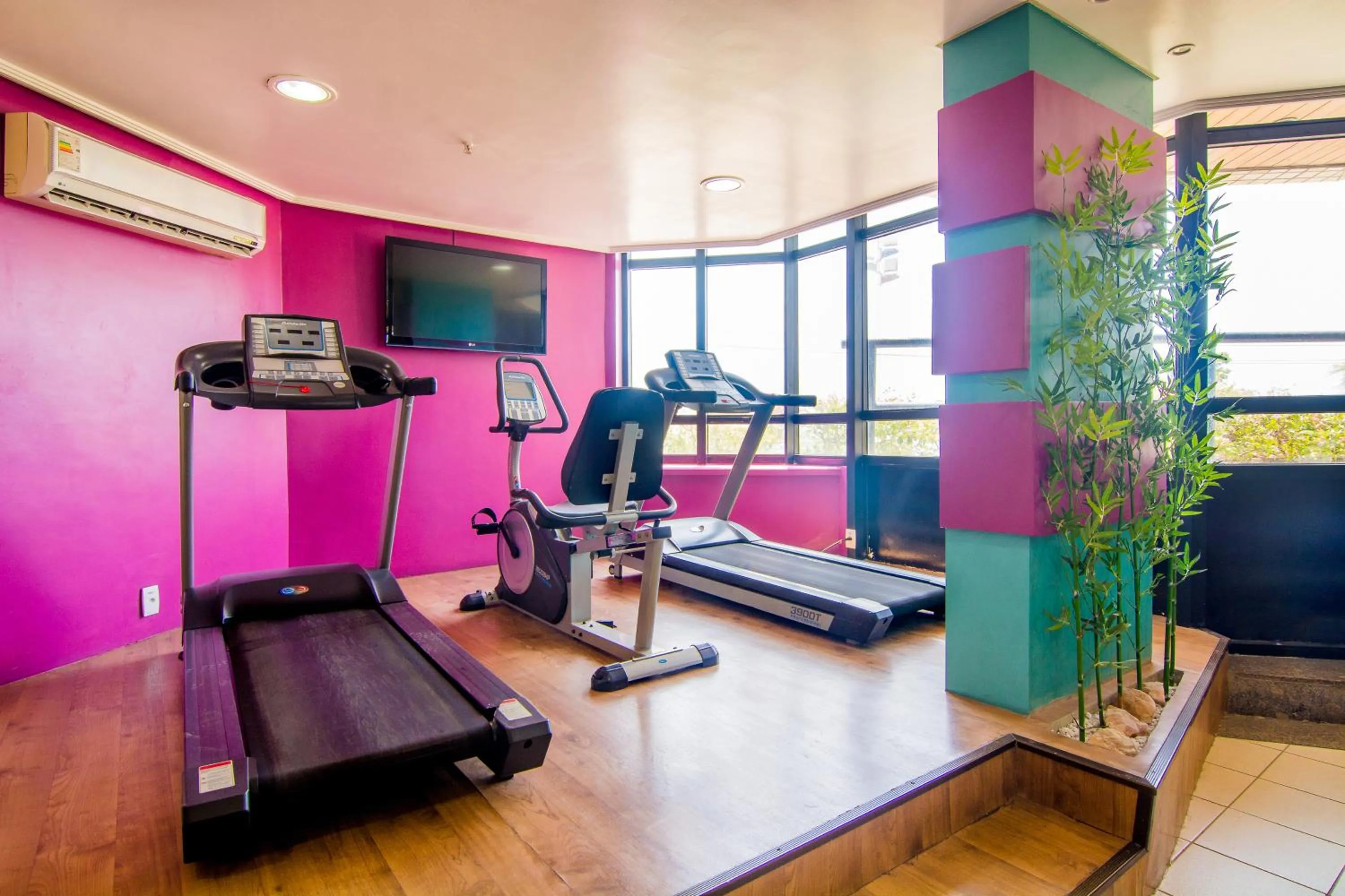 Fitness centre/facilities in Golden Fortaleza by Intercity