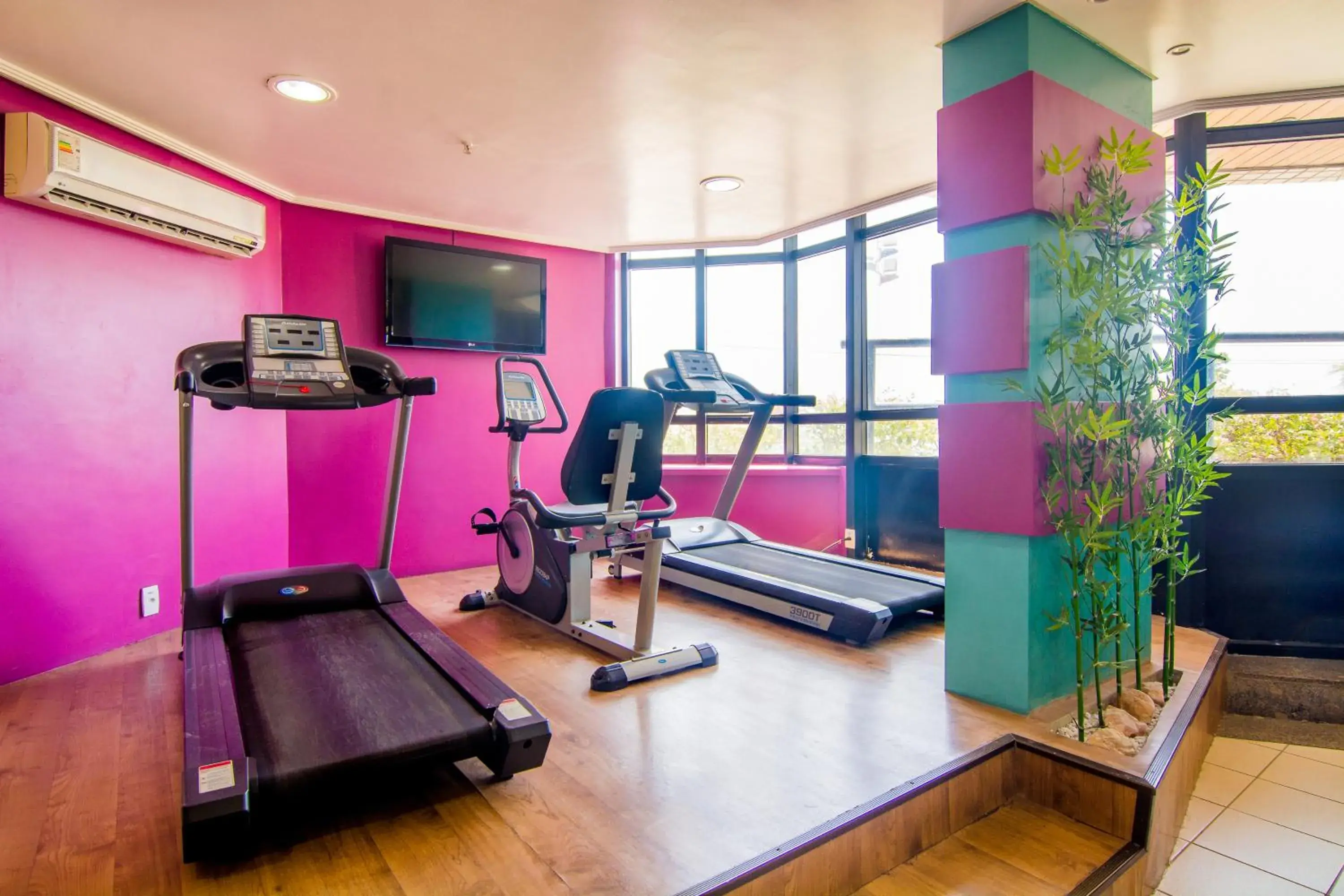 Fitness centre/facilities in Golden Fortaleza by Intercity Fitness centre/facilities in Golden Fortaleza by Intercity
