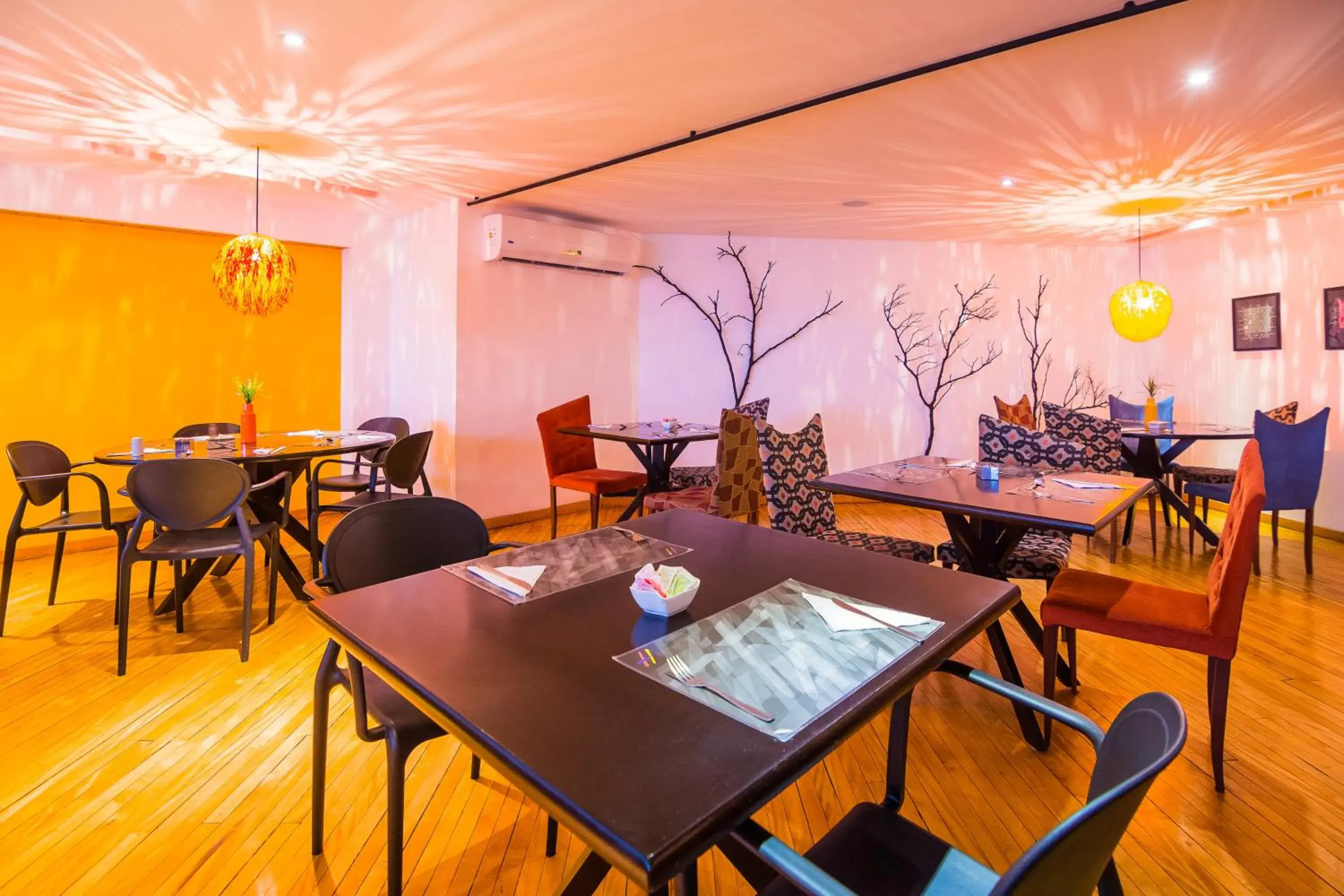 Restaurant/places to eat in Golden Fortaleza by Intercity Restaurant/places to eat in Golden Fortaleza by Intercity