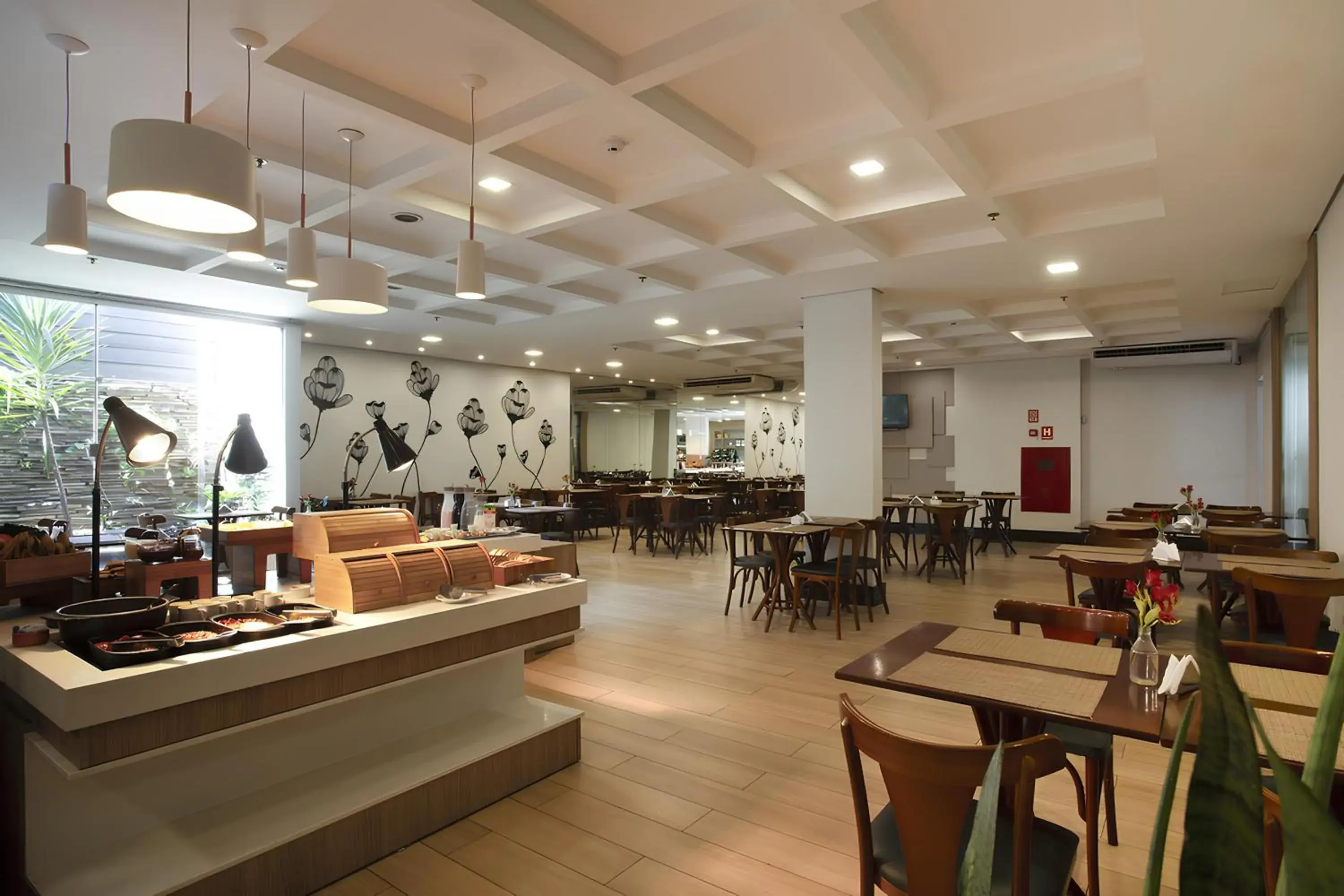 Restaurant/places to eat in Intercity Cuiabá Restaurant/places to eat in Intercity Cuiabá