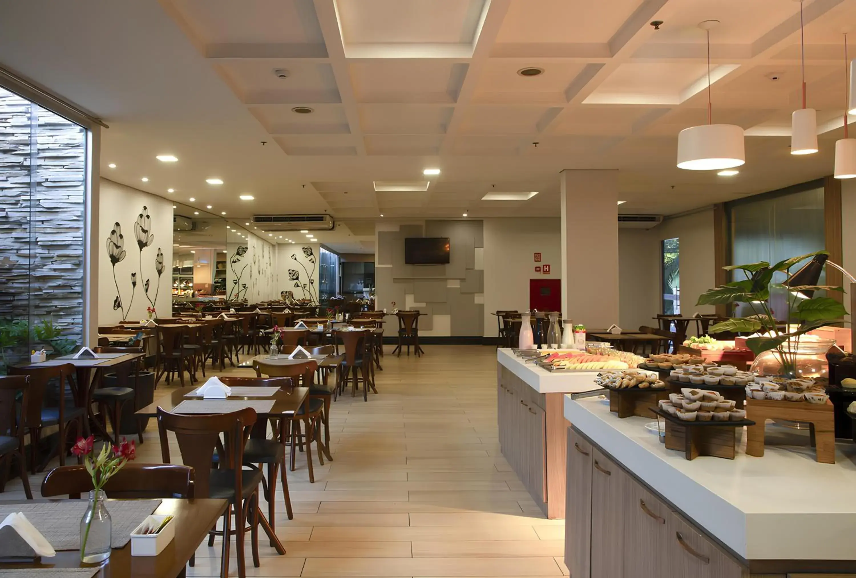 Restaurant/places to eat in Intercity Cuiabá Restaurant/places to eat in Intercity Cuiabá