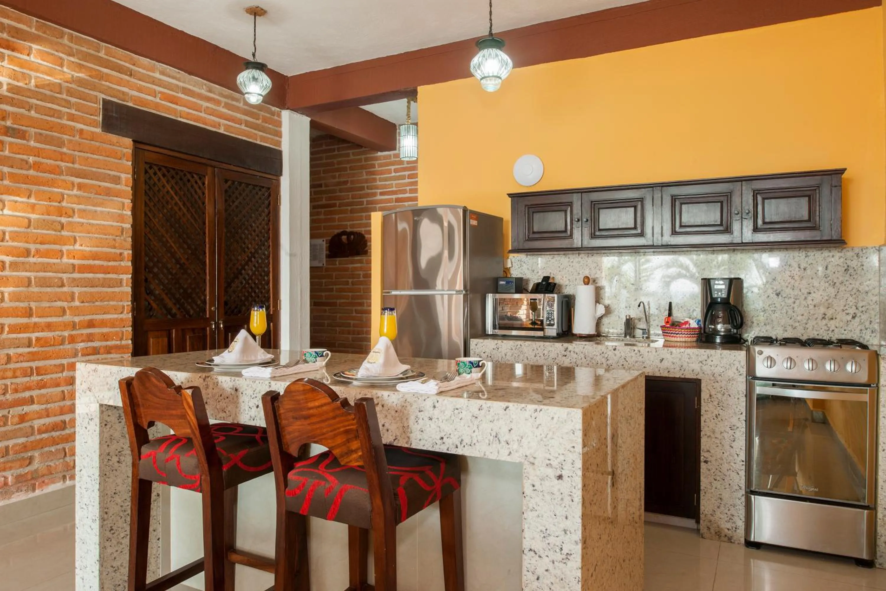 Kitchen or kitchenette in Vallarta Shores Beach Hotel