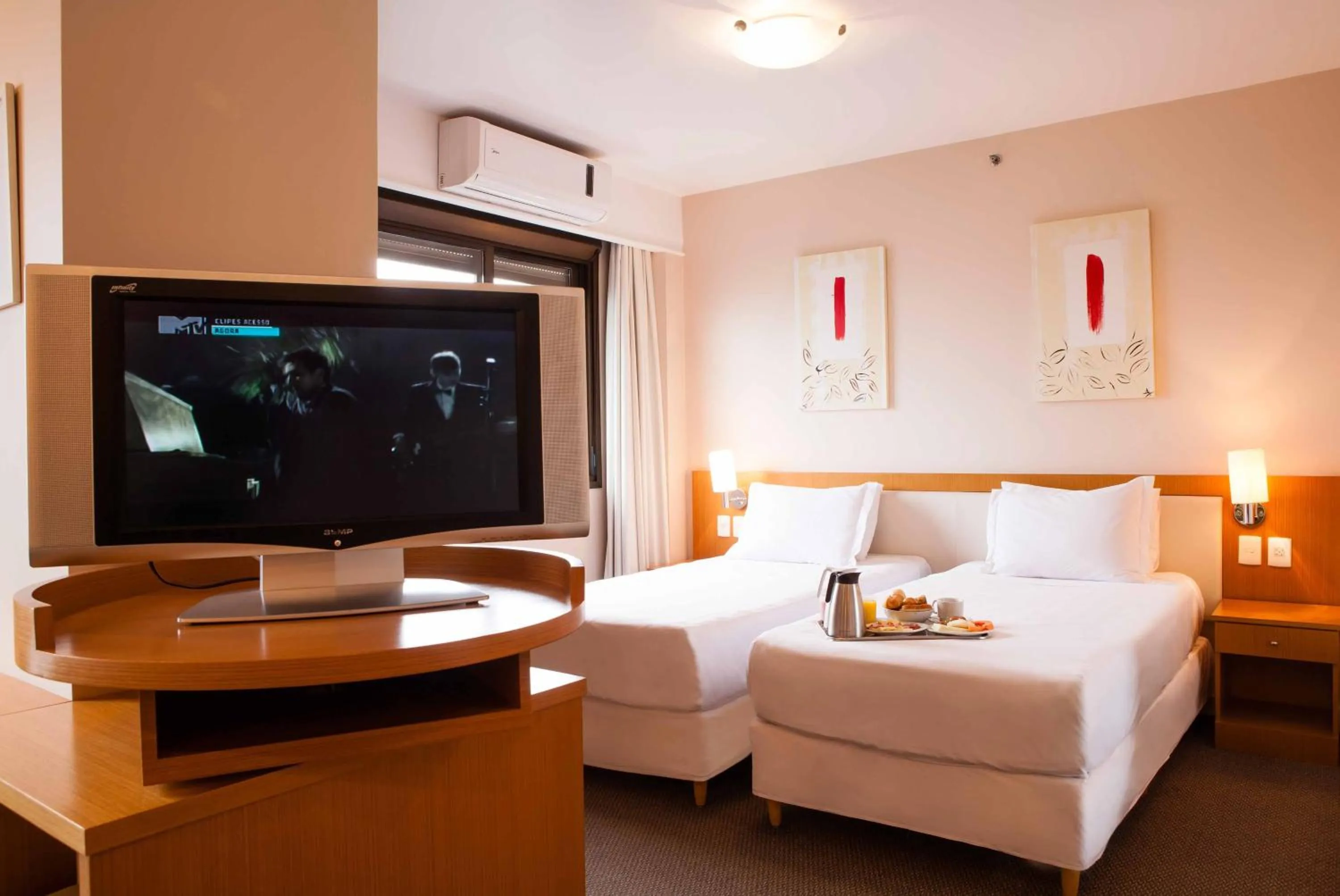 TV and multimedia, Bed in Intercity Porto Alegre Praia de Belas