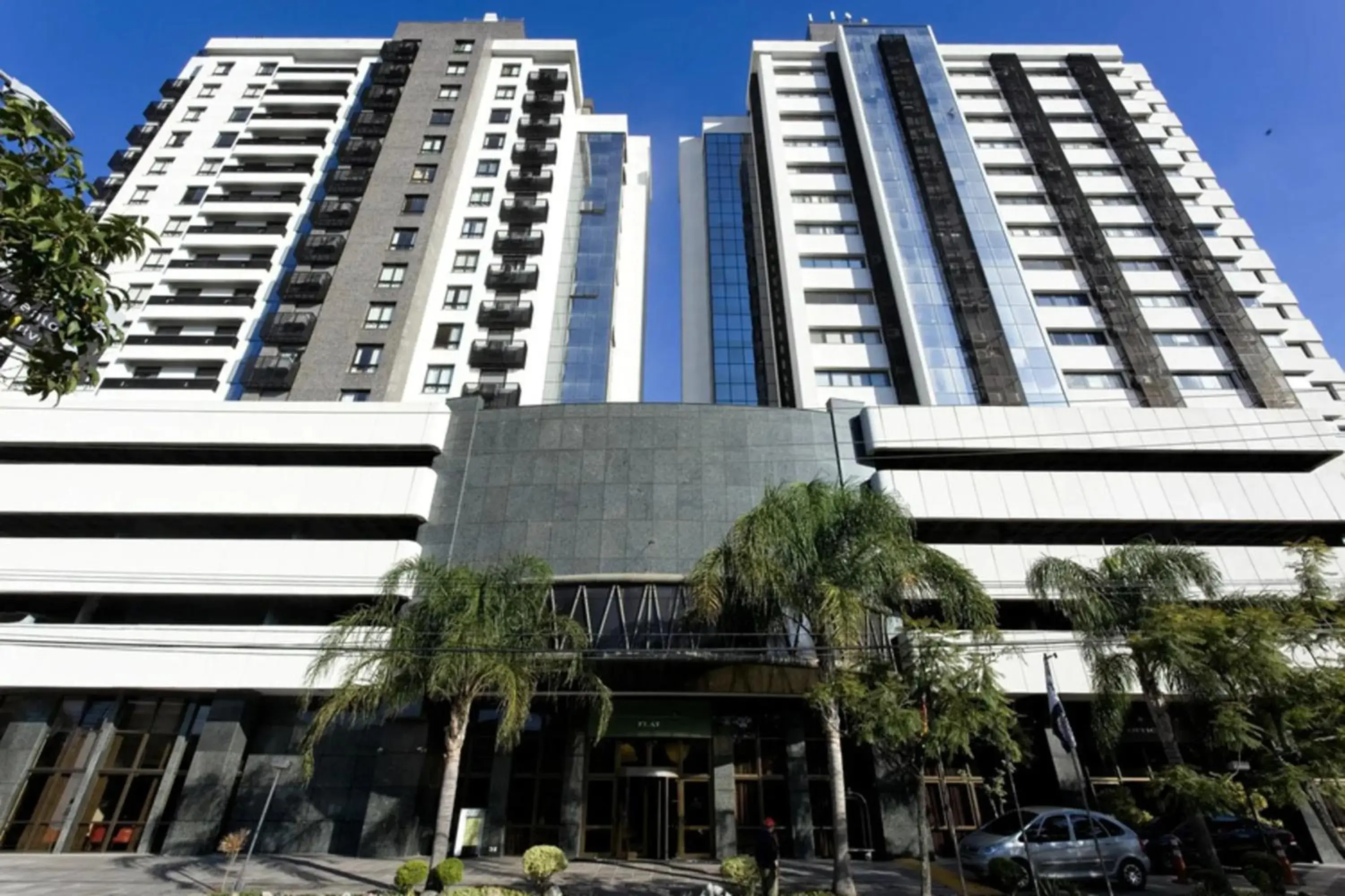 Facade/entrance in Intercity Porto Alegre Praia de Belas Facade/entrance in Intercity Porto Alegre Praia de Belas