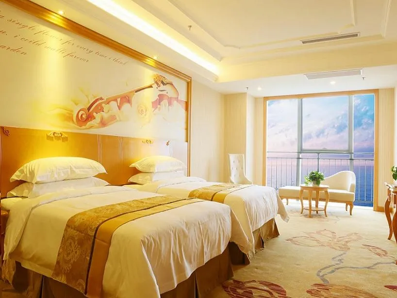 Vienna International Hotel Yantai Changjiang Road Xingyi Square Branch