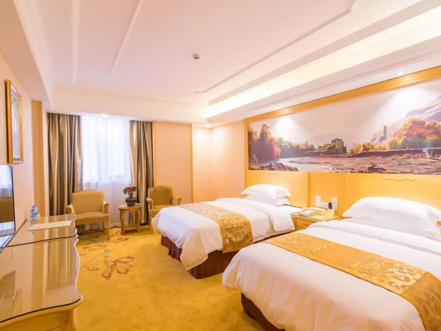 Bed in Vienna International Hotel Shanghai Jinqiao Industrial Park North Yanggao Road