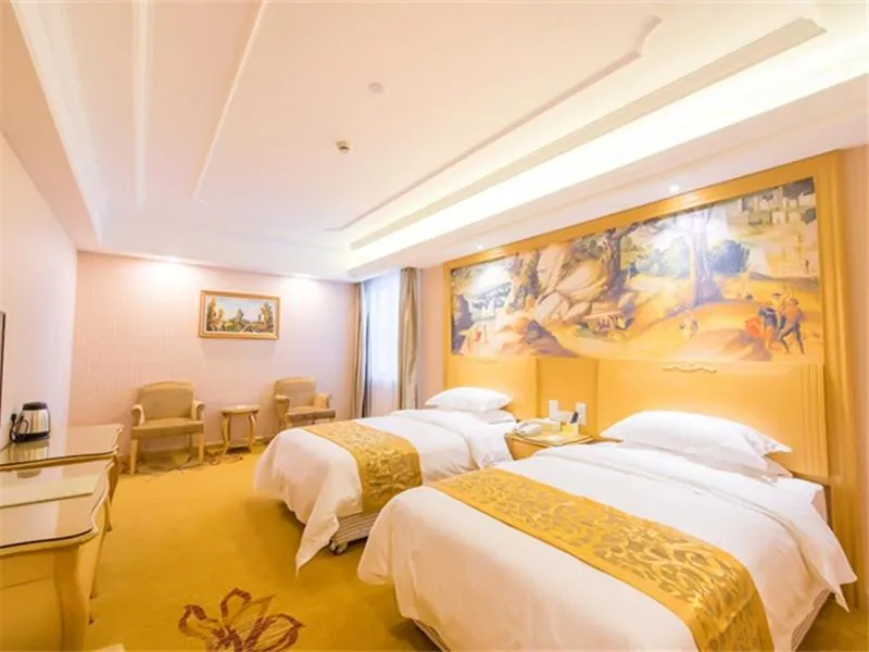 Bed in Vienna International Hotel Shanghai Jinqiao Industrial Park North Yanggao Road