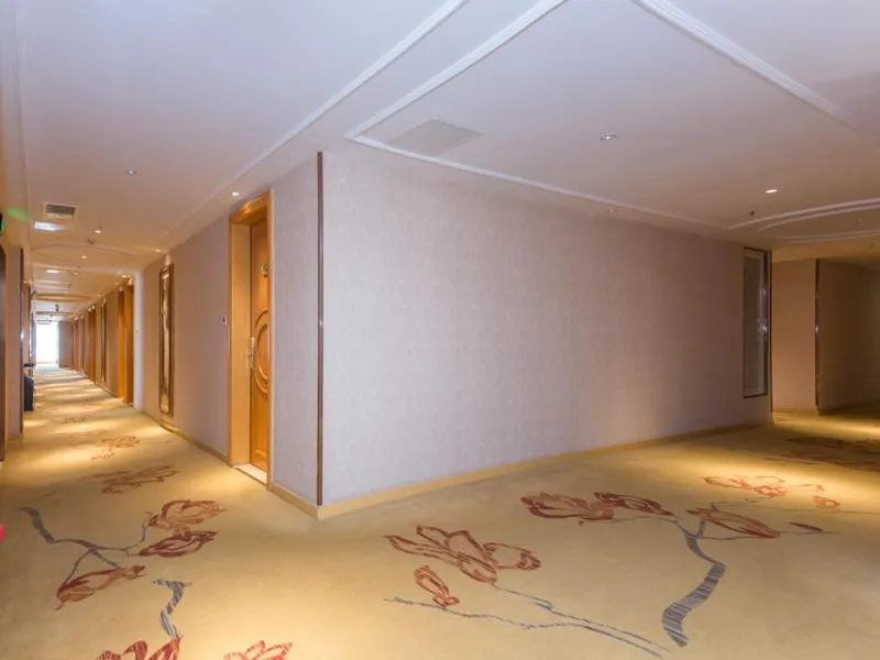 Vienna Hotel Hubei Xiangyang Tanxi Road